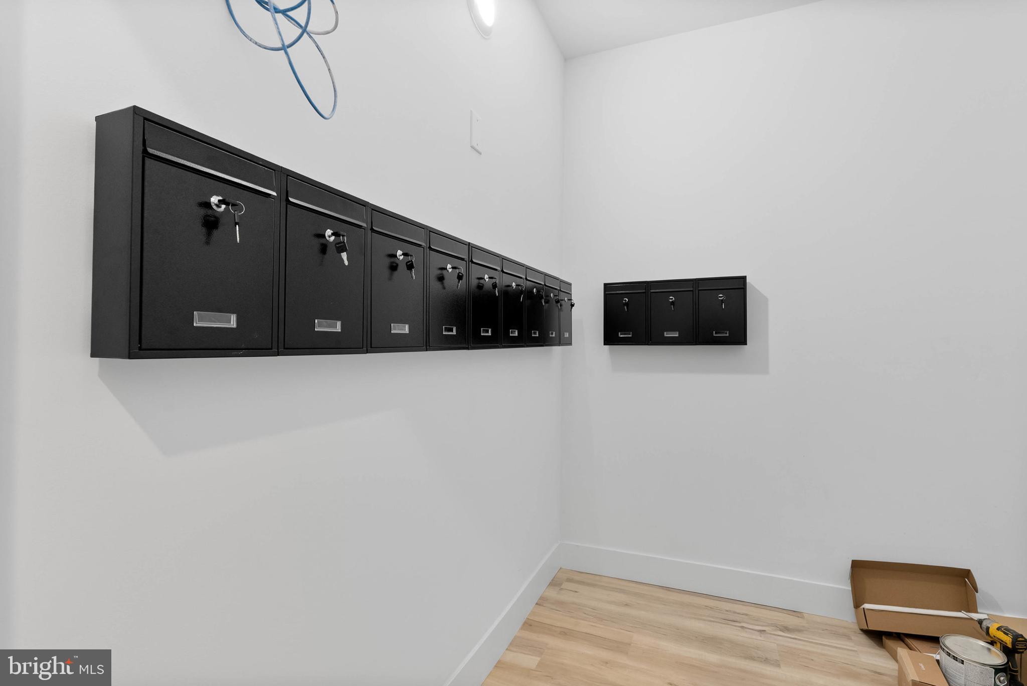 NORRIS SQUARE - Residential Lease