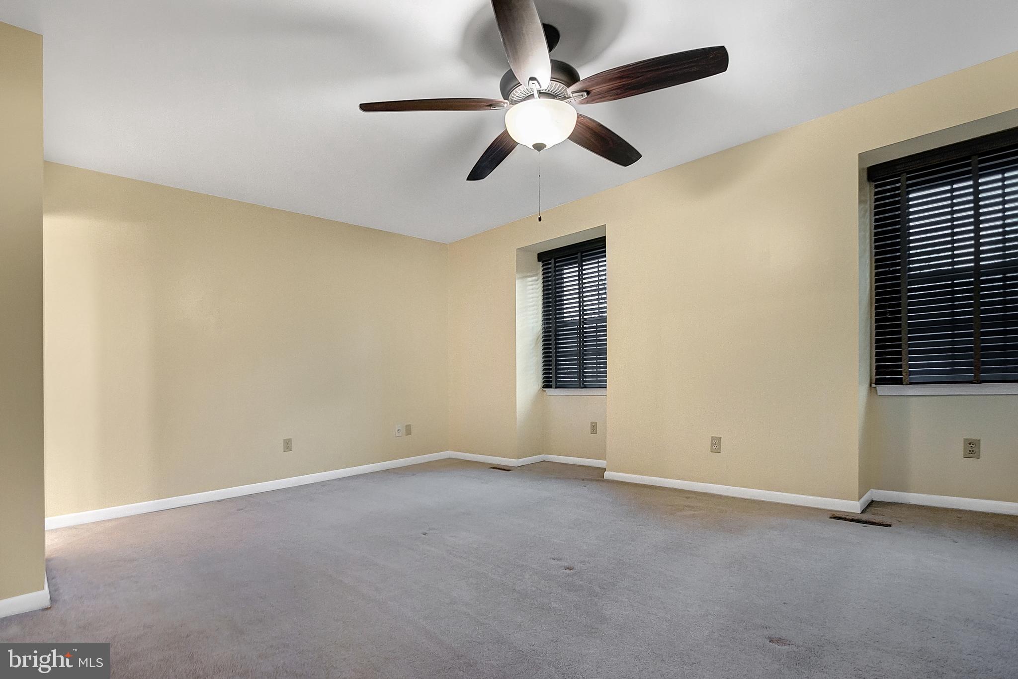 GOVERNORS LANDING - Residential