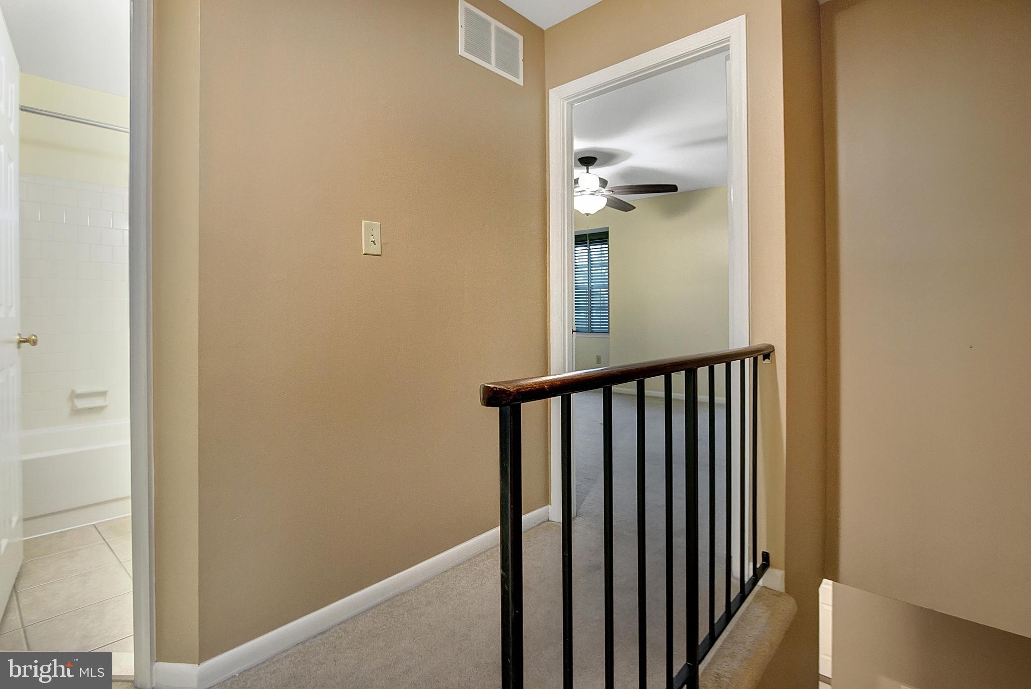 GOVERNORS LANDING - Residential