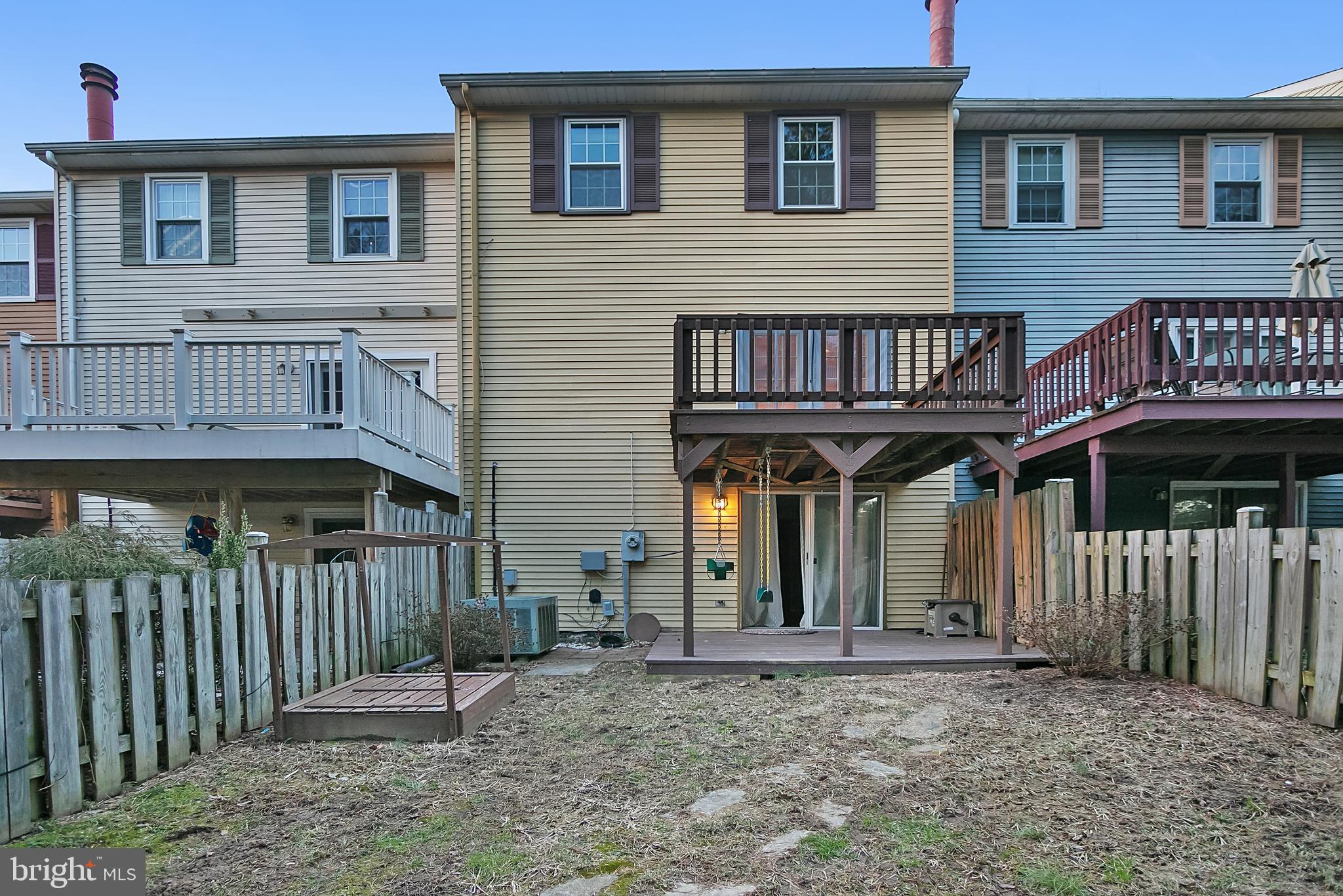 GOVERNORS LANDING - Residential