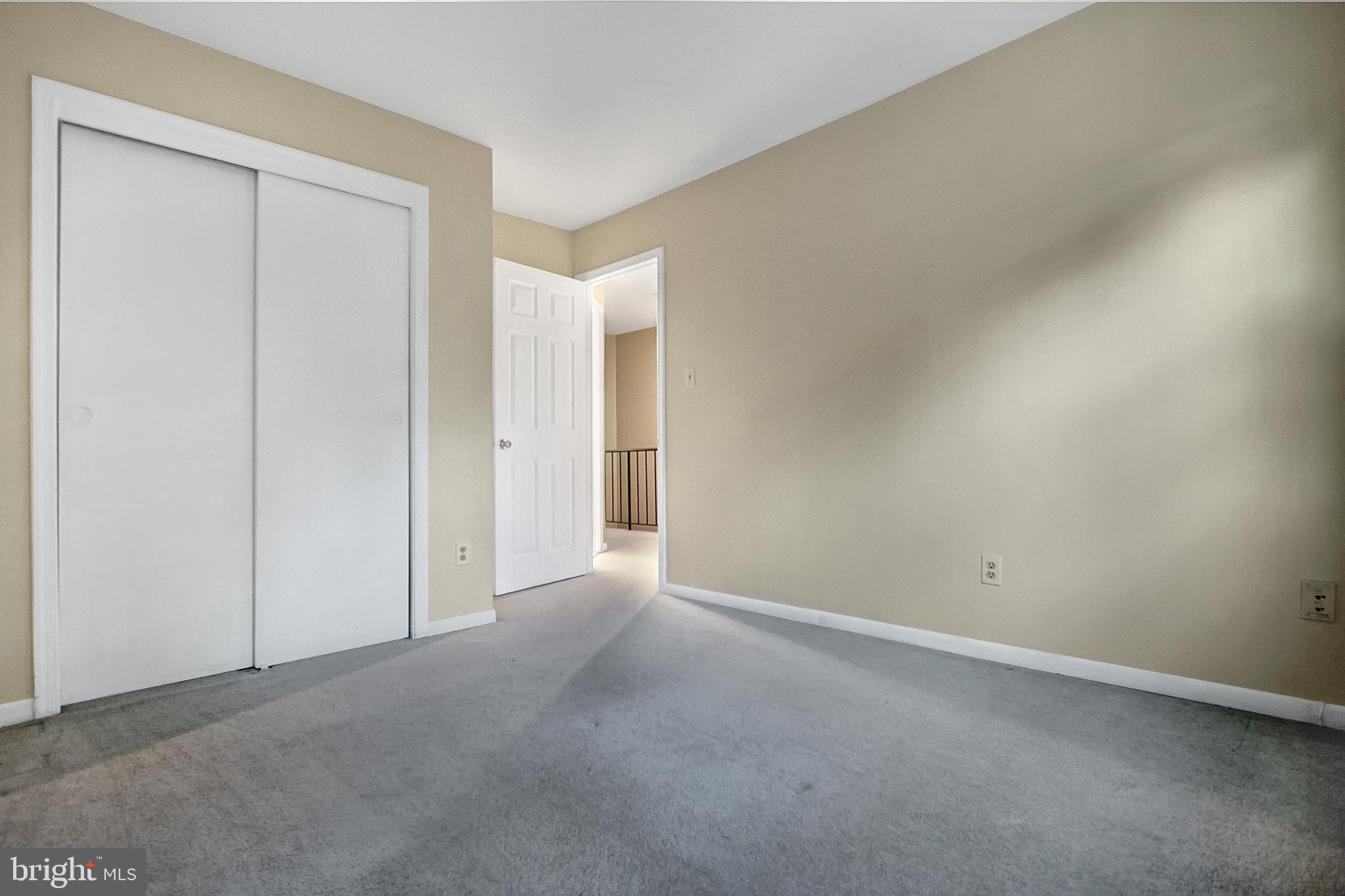 GOVERNORS LANDING - Residential