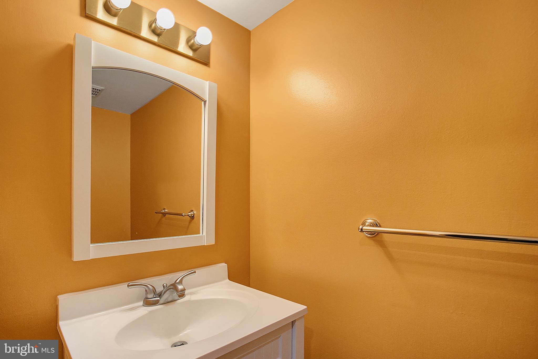 GOVERNORS LANDING - Residential