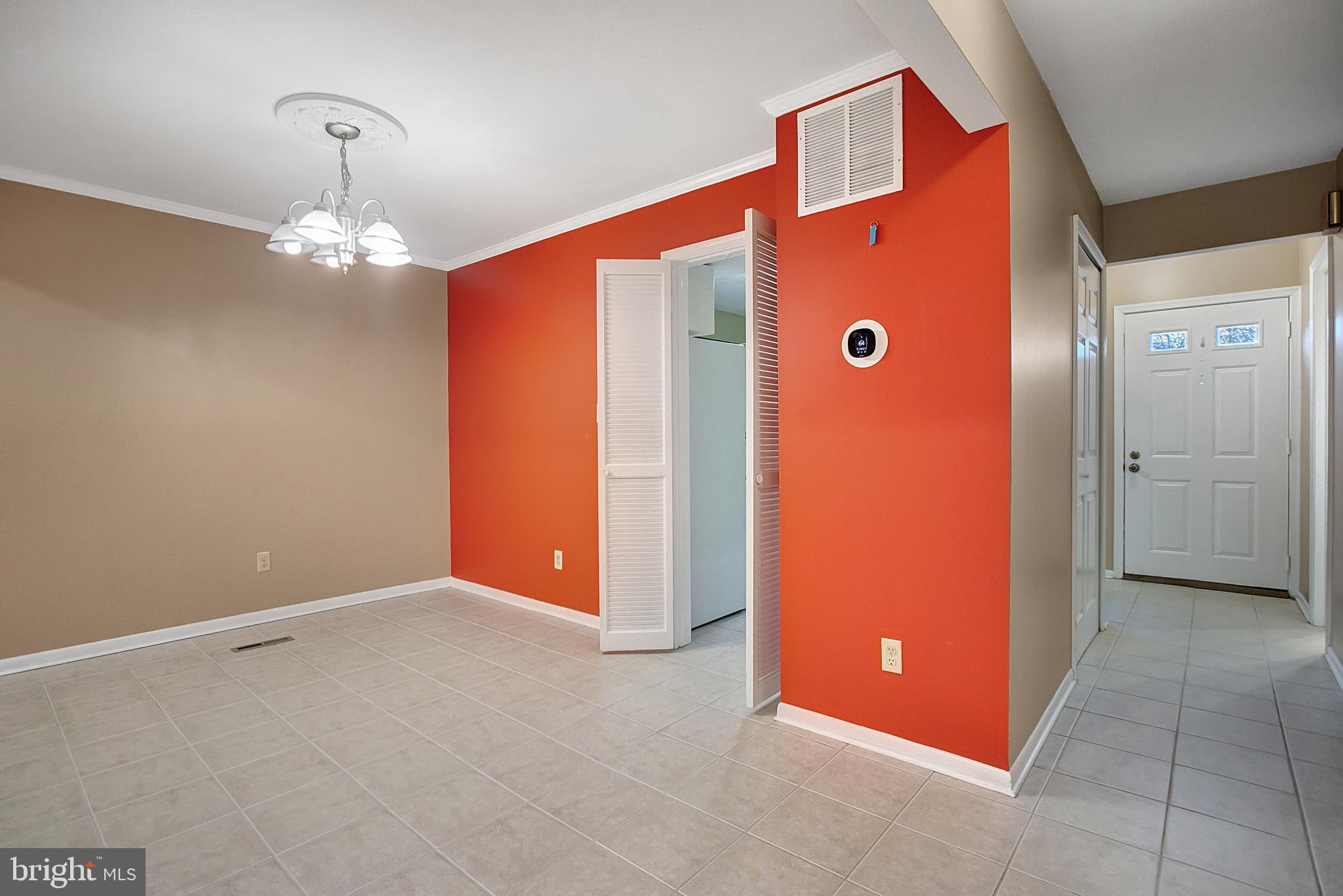 GOVERNORS LANDING - Residential