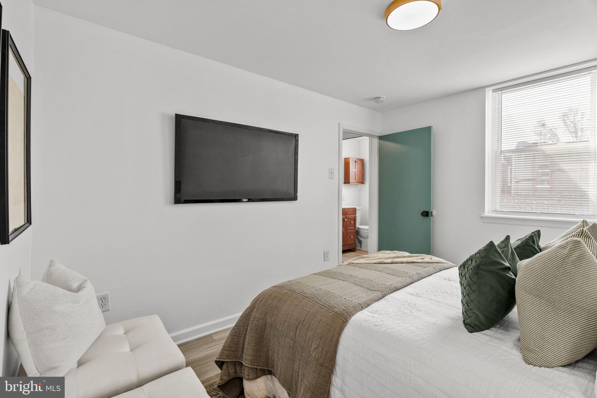 ITALIAN MARKET - Residential