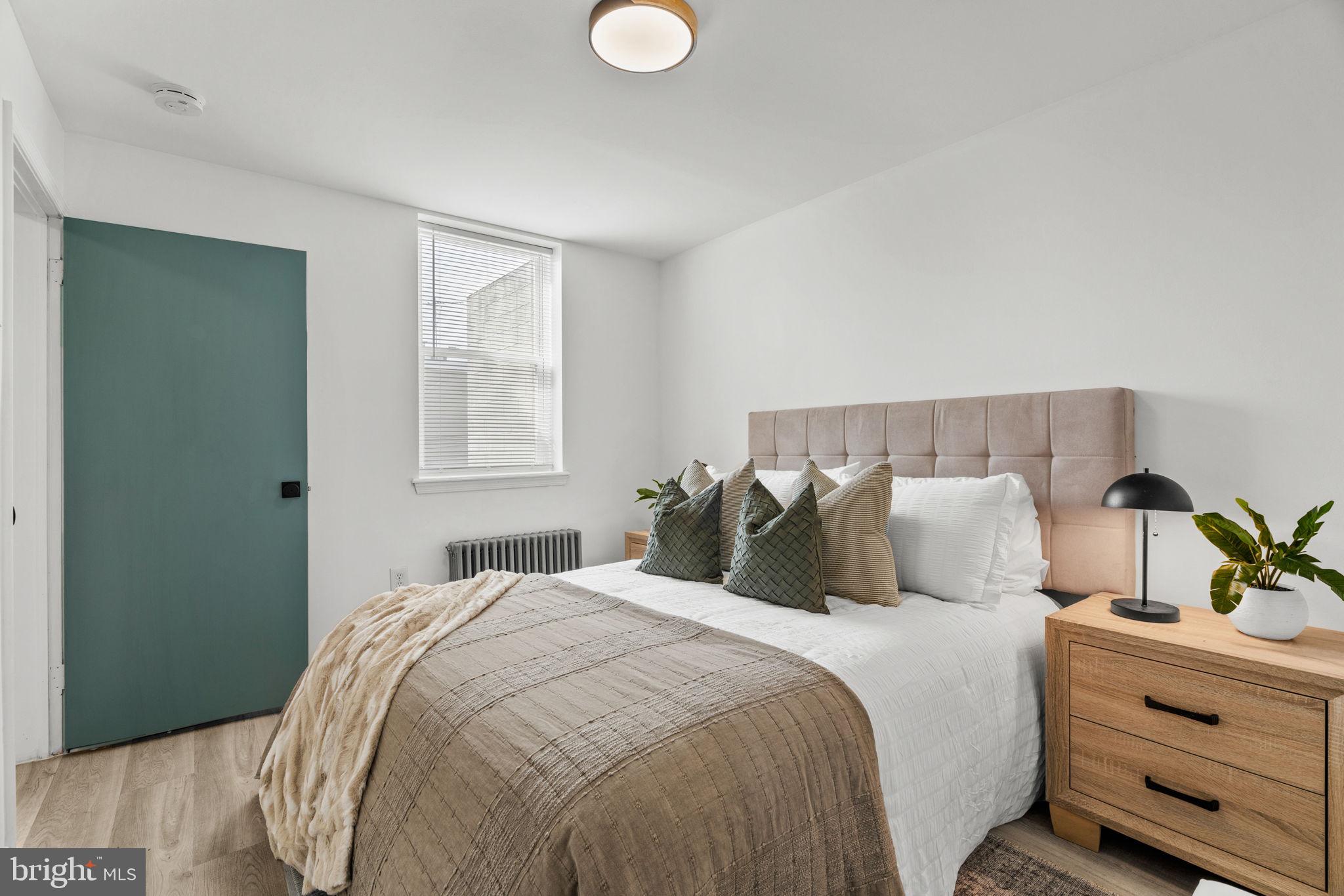 ITALIAN MARKET - Residential