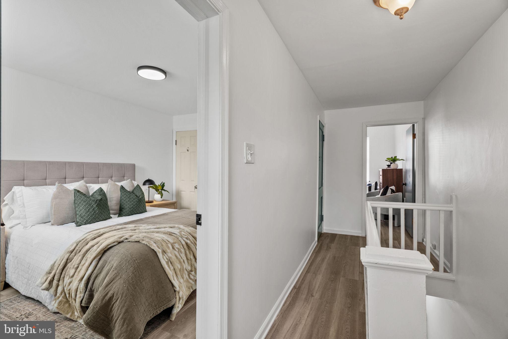 ITALIAN MARKET - Residential