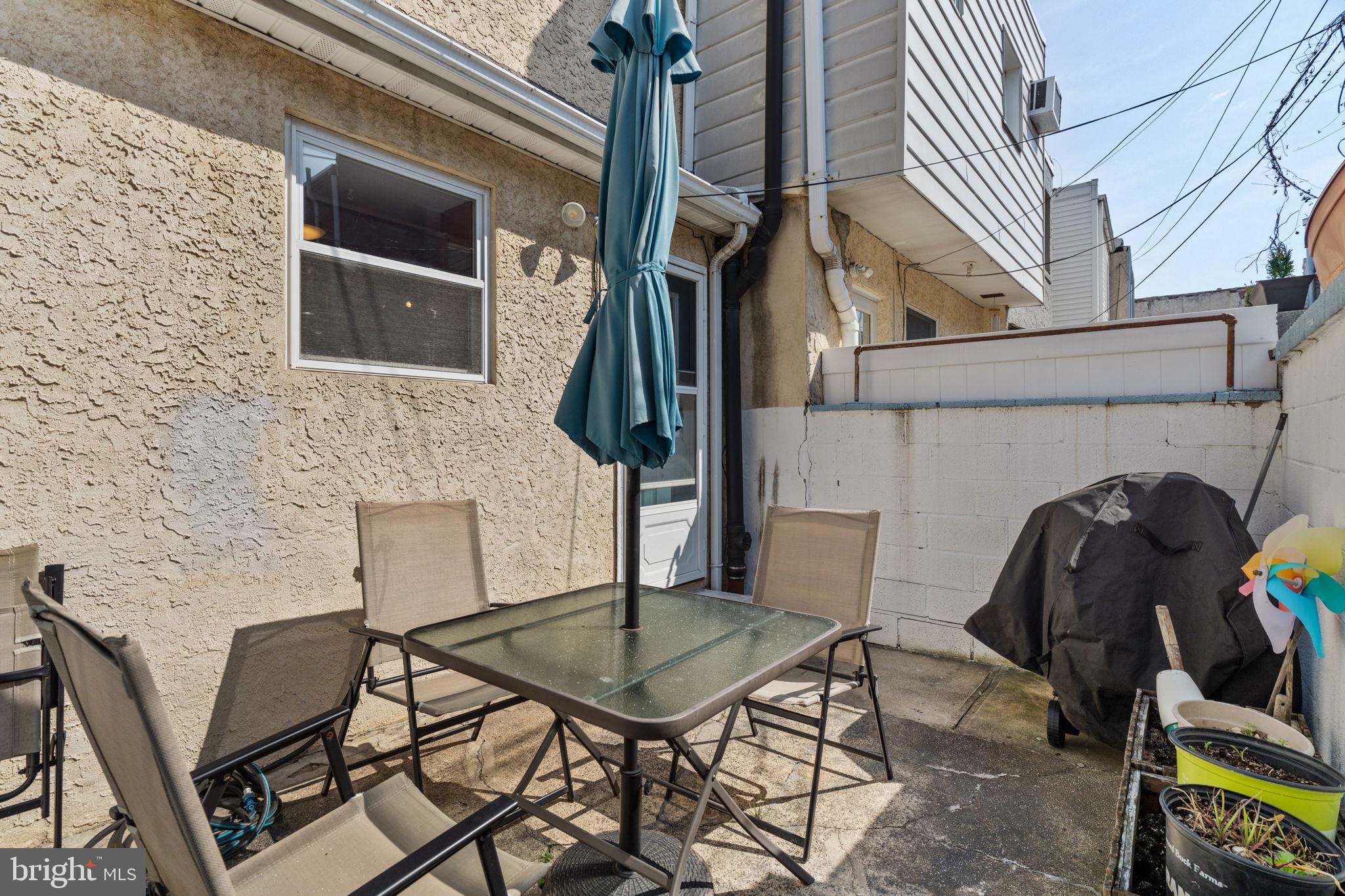 ITALIAN MARKET - Residential