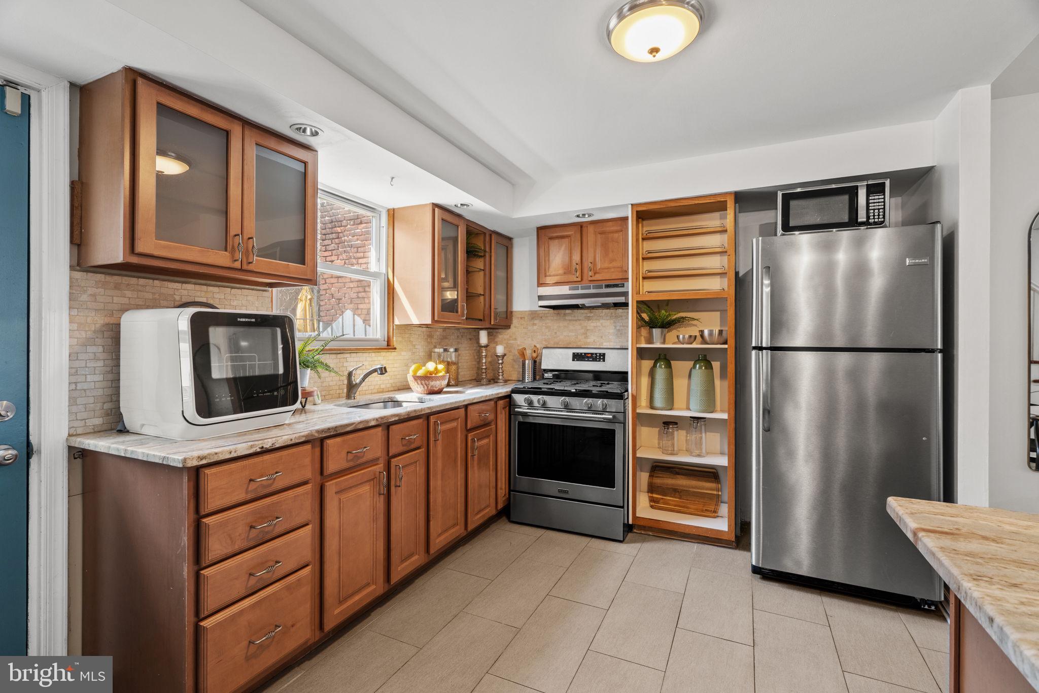 ITALIAN MARKET - Residential