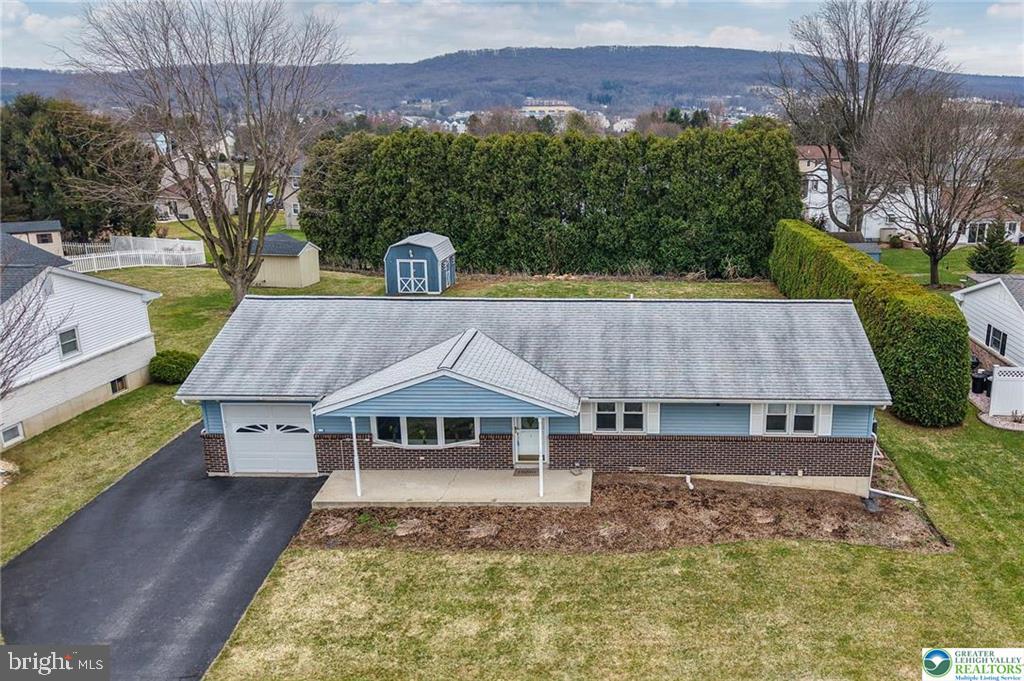 ANCIENT OAK SOUTH - Residential