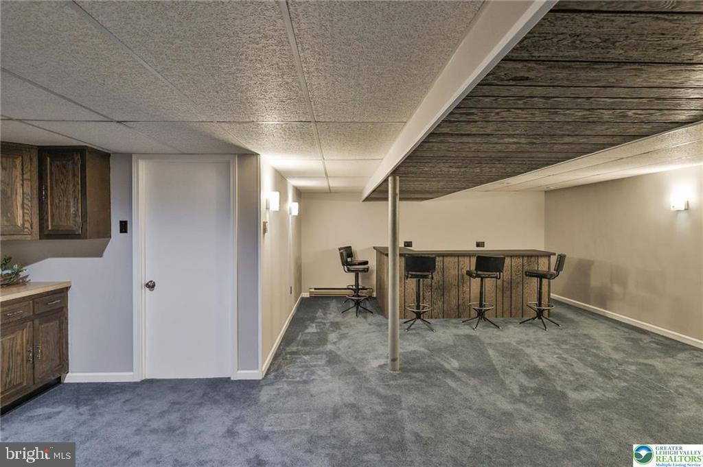 ANCIENT OAK SOUTH - Residential