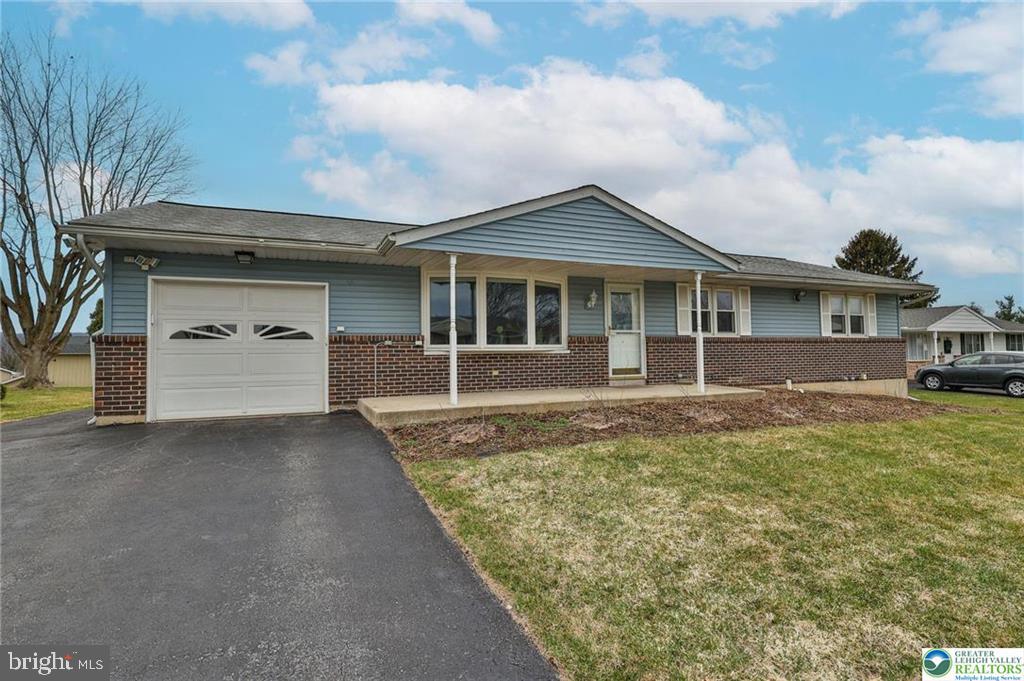 ANCIENT OAK SOUTH - Residential