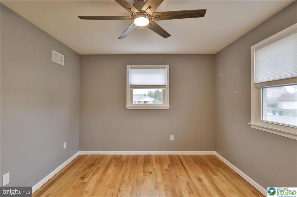 ANCIENT OAK SOUTH - Residential