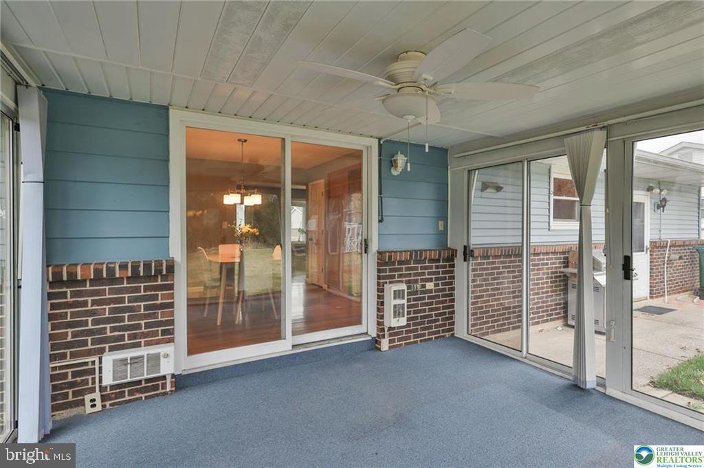 ANCIENT OAK SOUTH - Residential