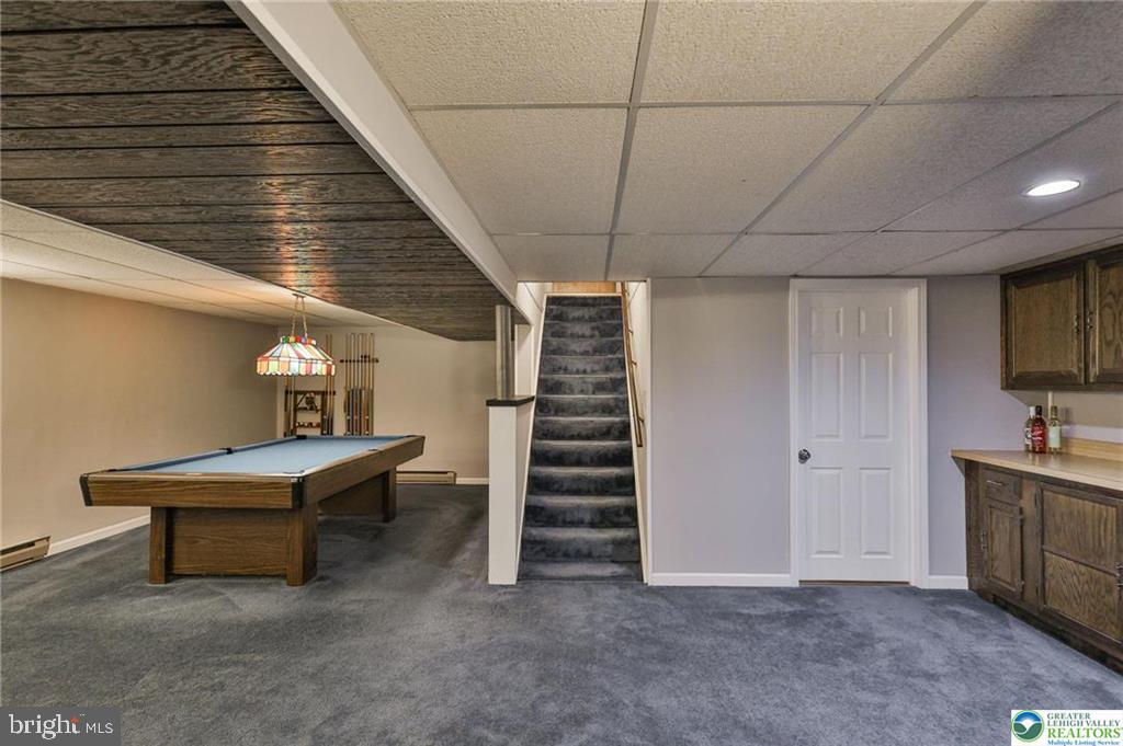 ANCIENT OAK SOUTH - Residential