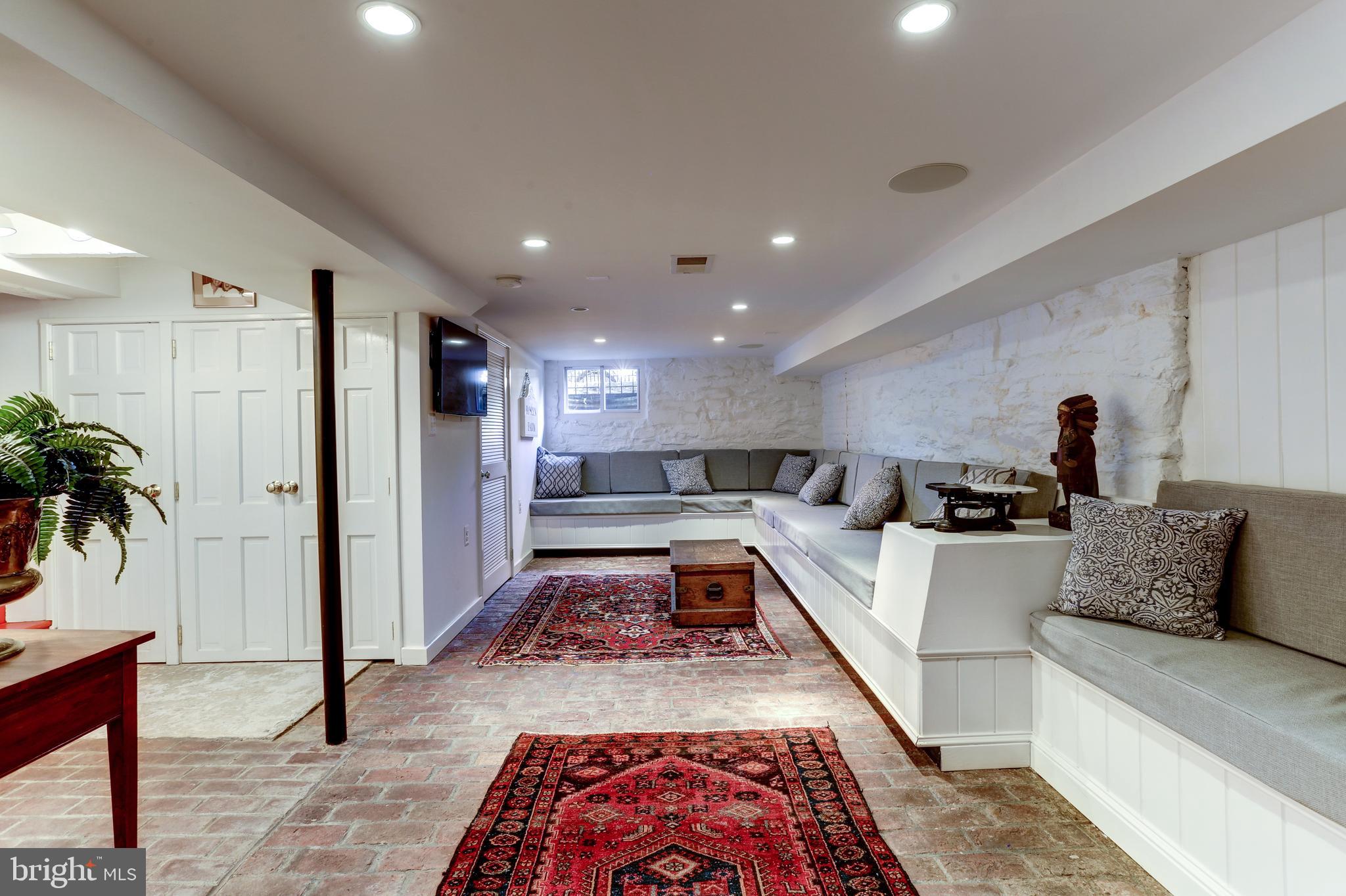 OLD TOWN - Residential