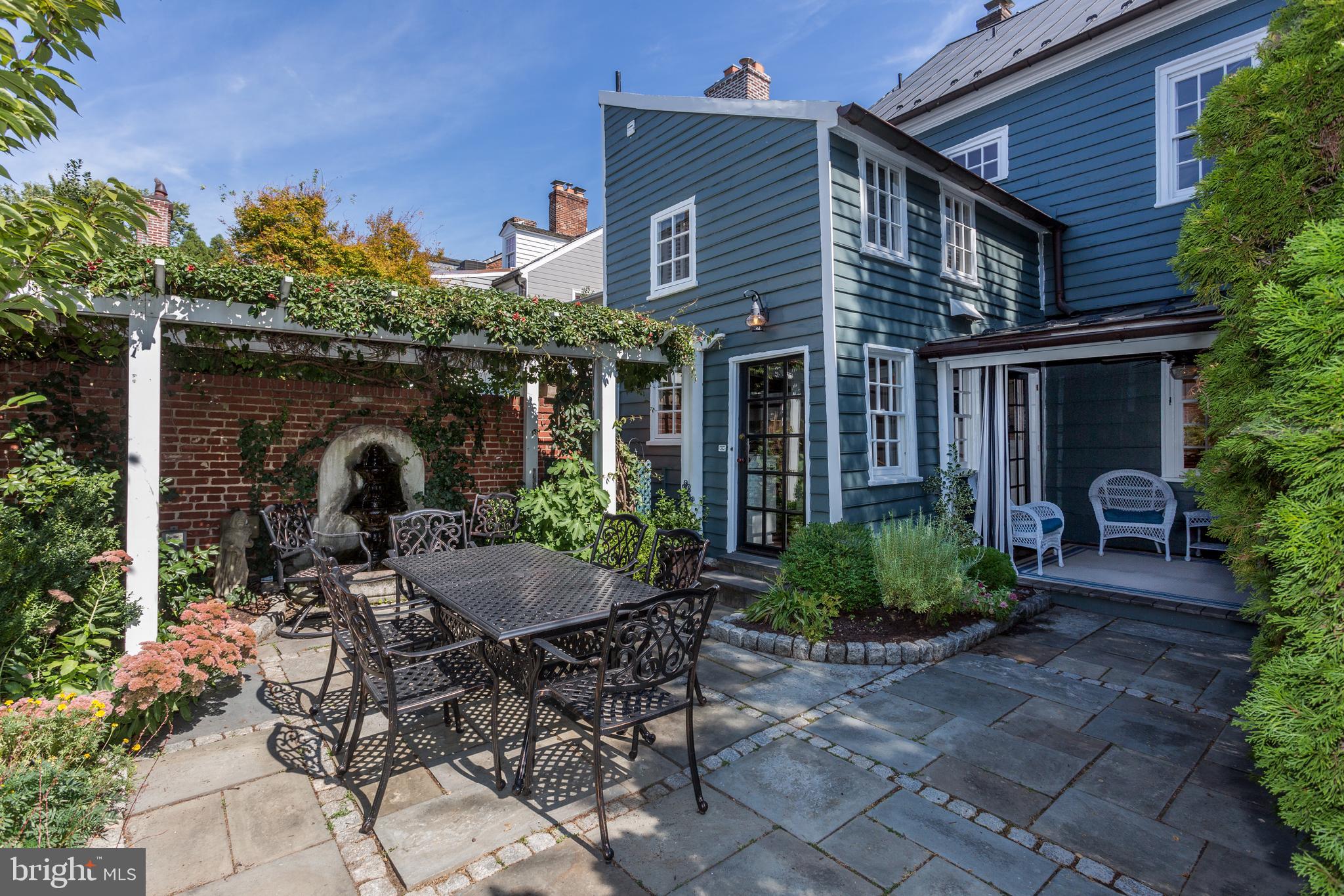 OLD TOWN - Residential