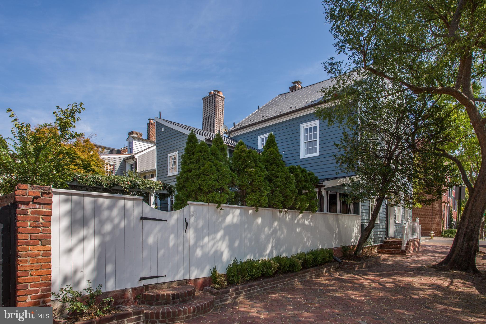 OLD TOWN - Residential