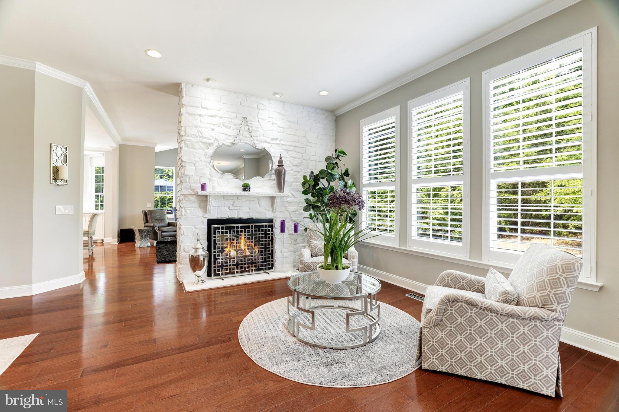 FOUR SEASONS IN HISTORIC VIRGINIA - Residential