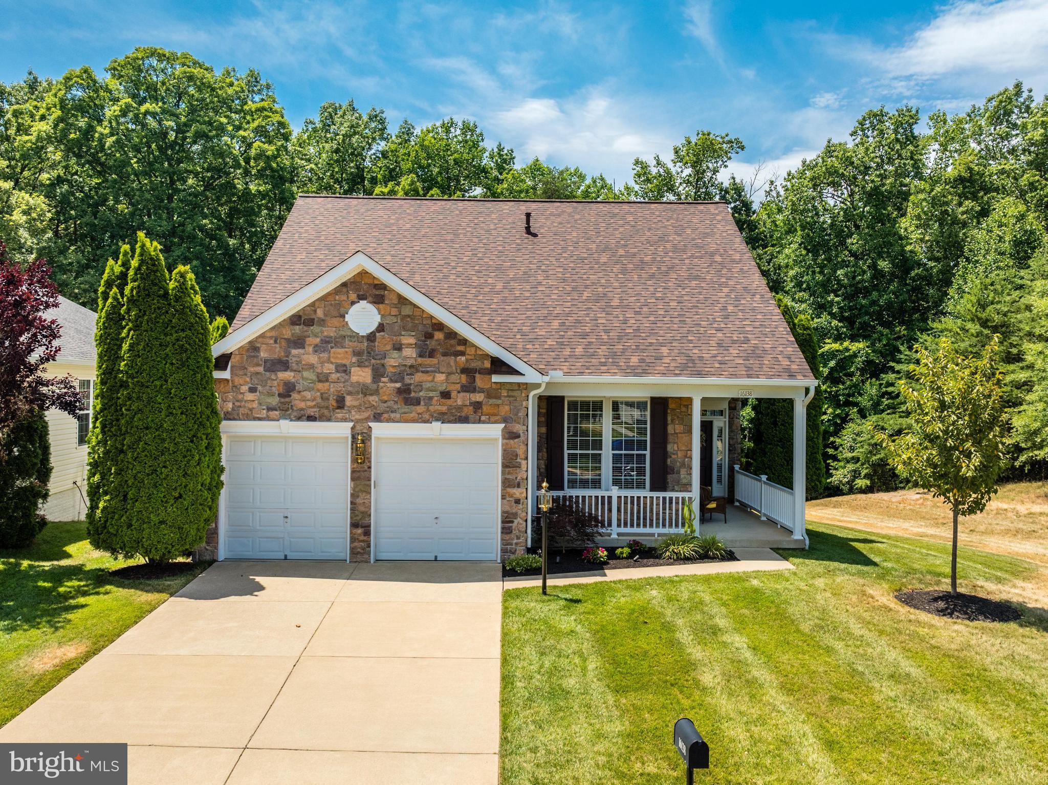 FOUR SEASONS IN HISTORIC VIRGINIA - Residential
