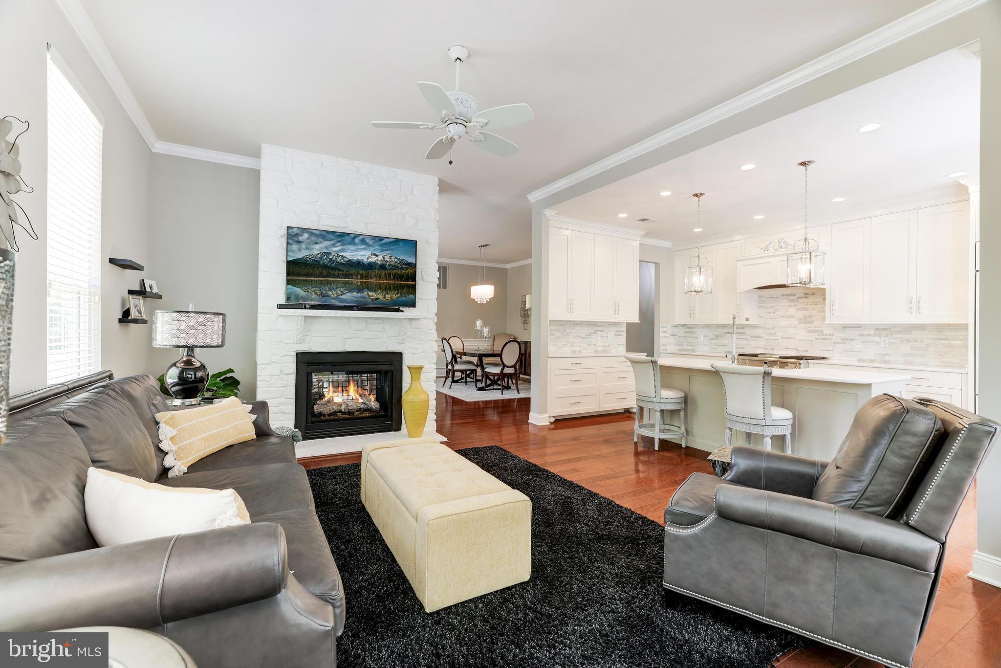 FOUR SEASONS IN HISTORIC VIRGINIA - Residential