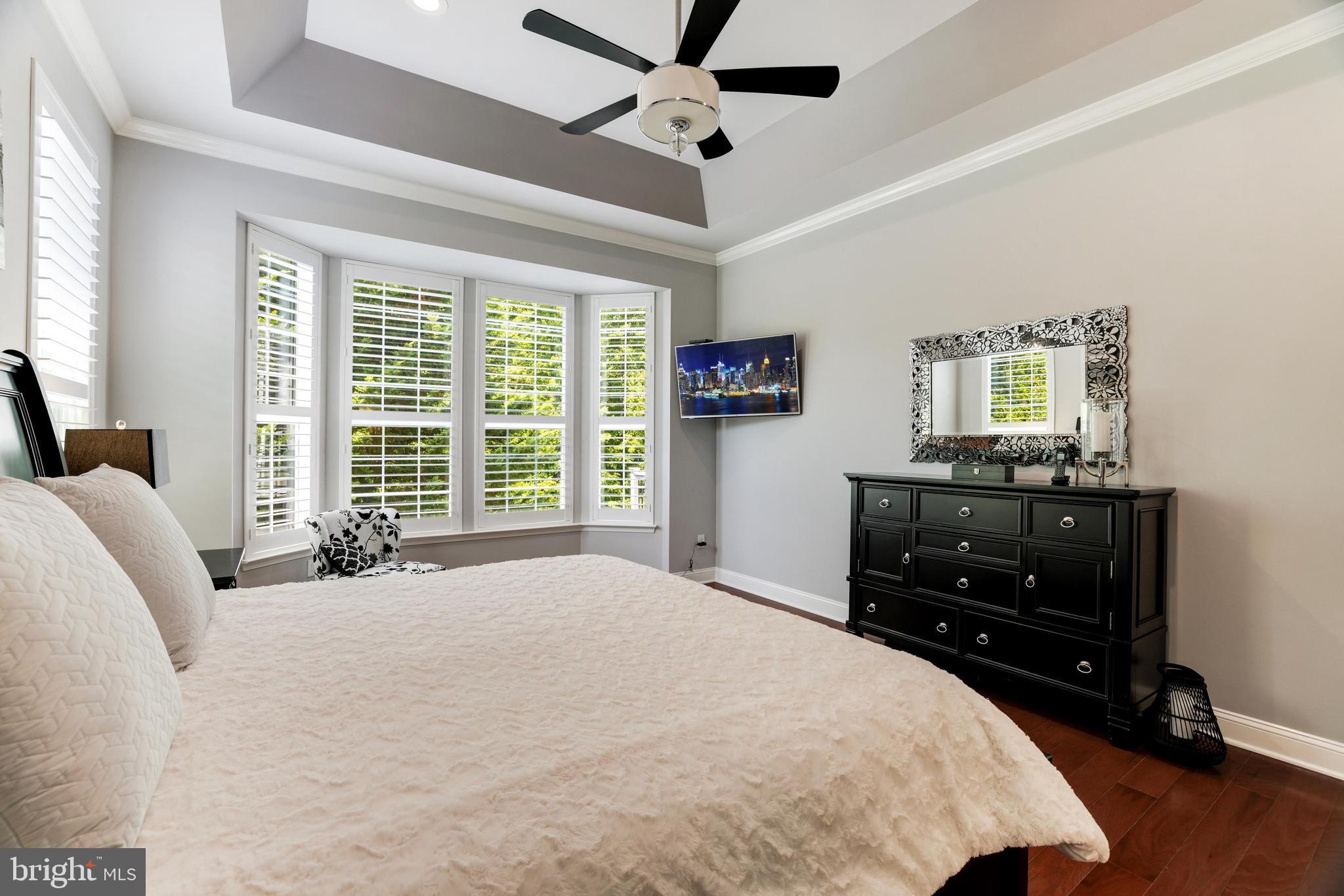 FOUR SEASONS IN HISTORIC VIRGINIA - Residential