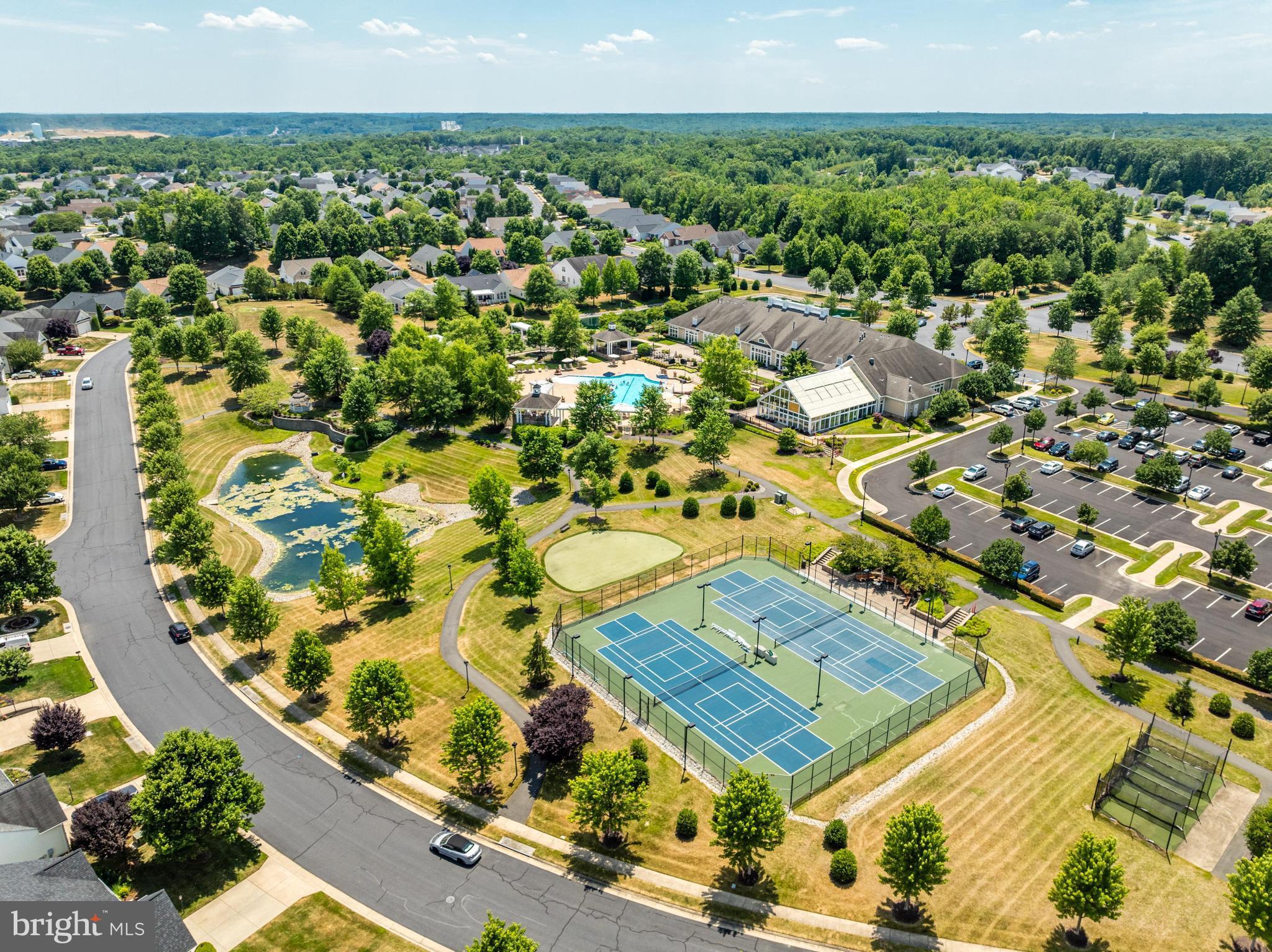 FOUR SEASONS IN HISTORIC VIRGINIA - Residential