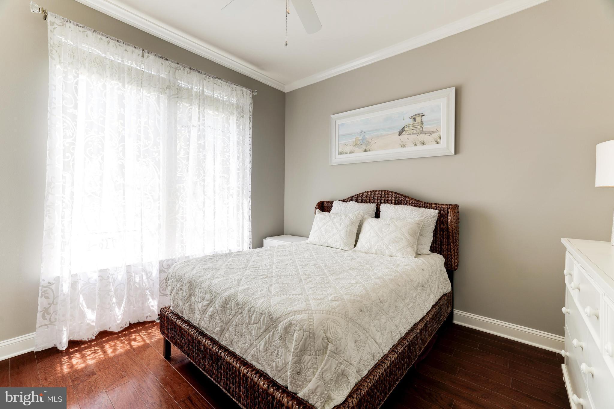 FOUR SEASONS IN HISTORIC VIRGINIA - Residential