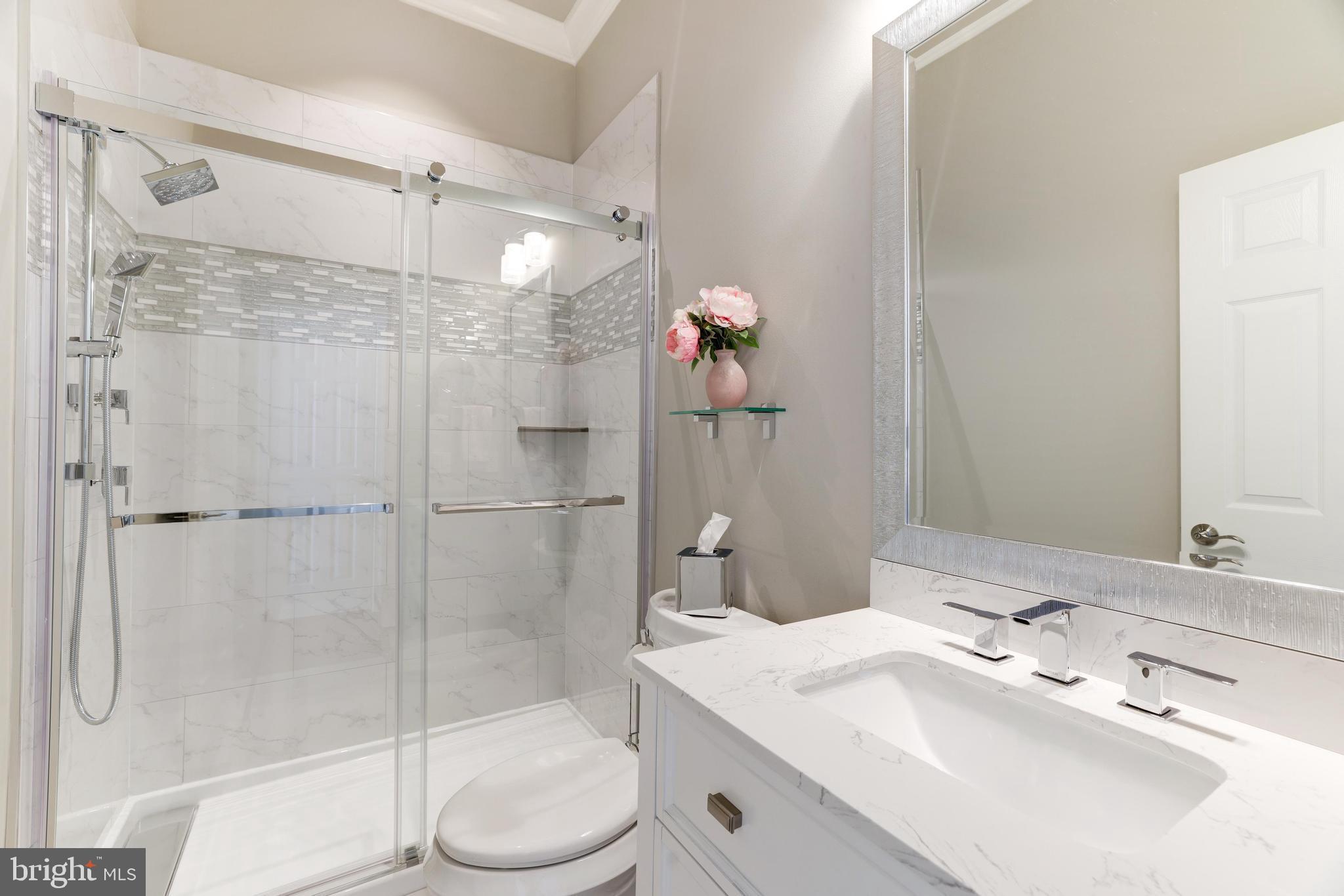 FOUR SEASONS IN HISTORIC VIRGINIA - Residential