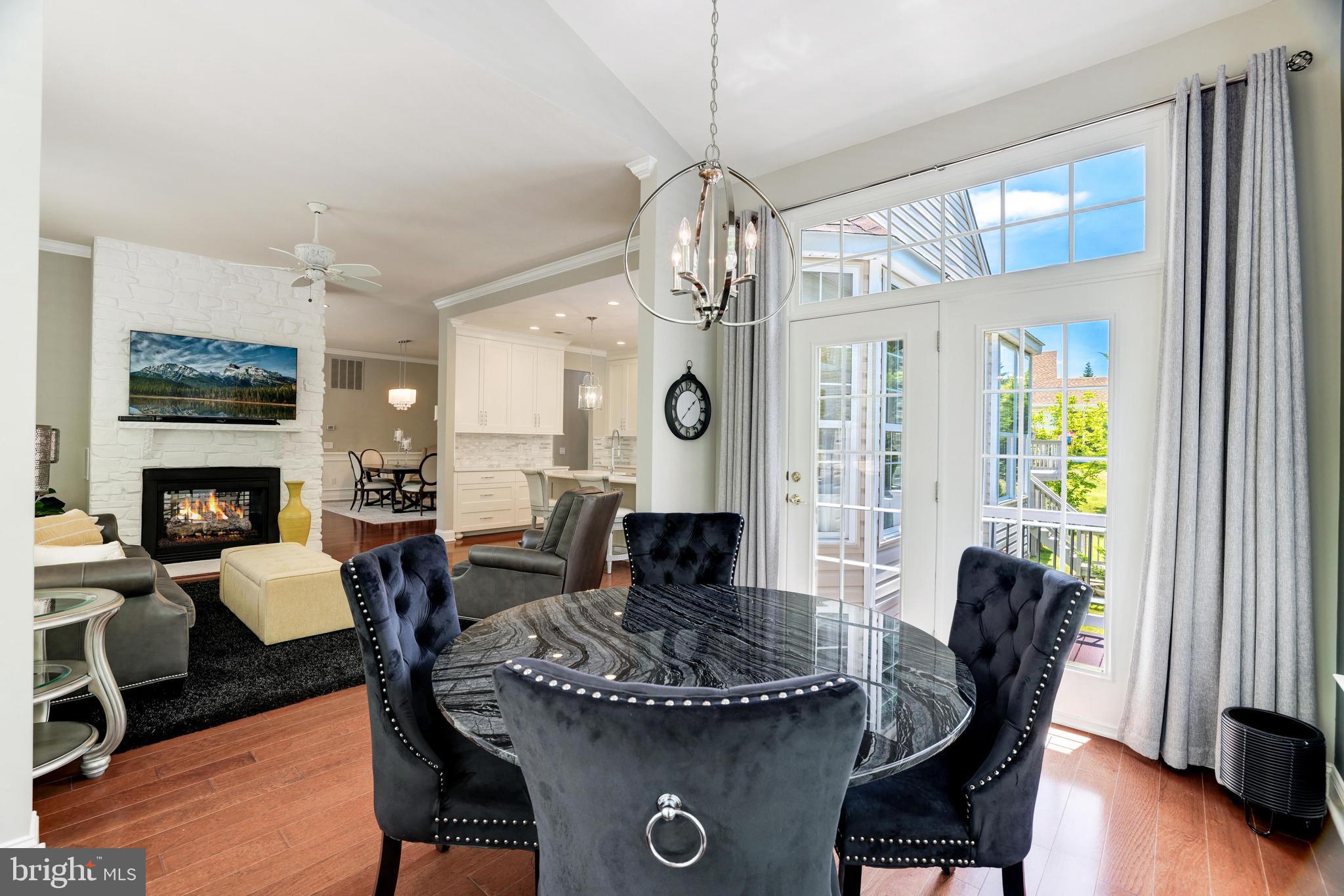 FOUR SEASONS IN HISTORIC VIRGINIA - Residential