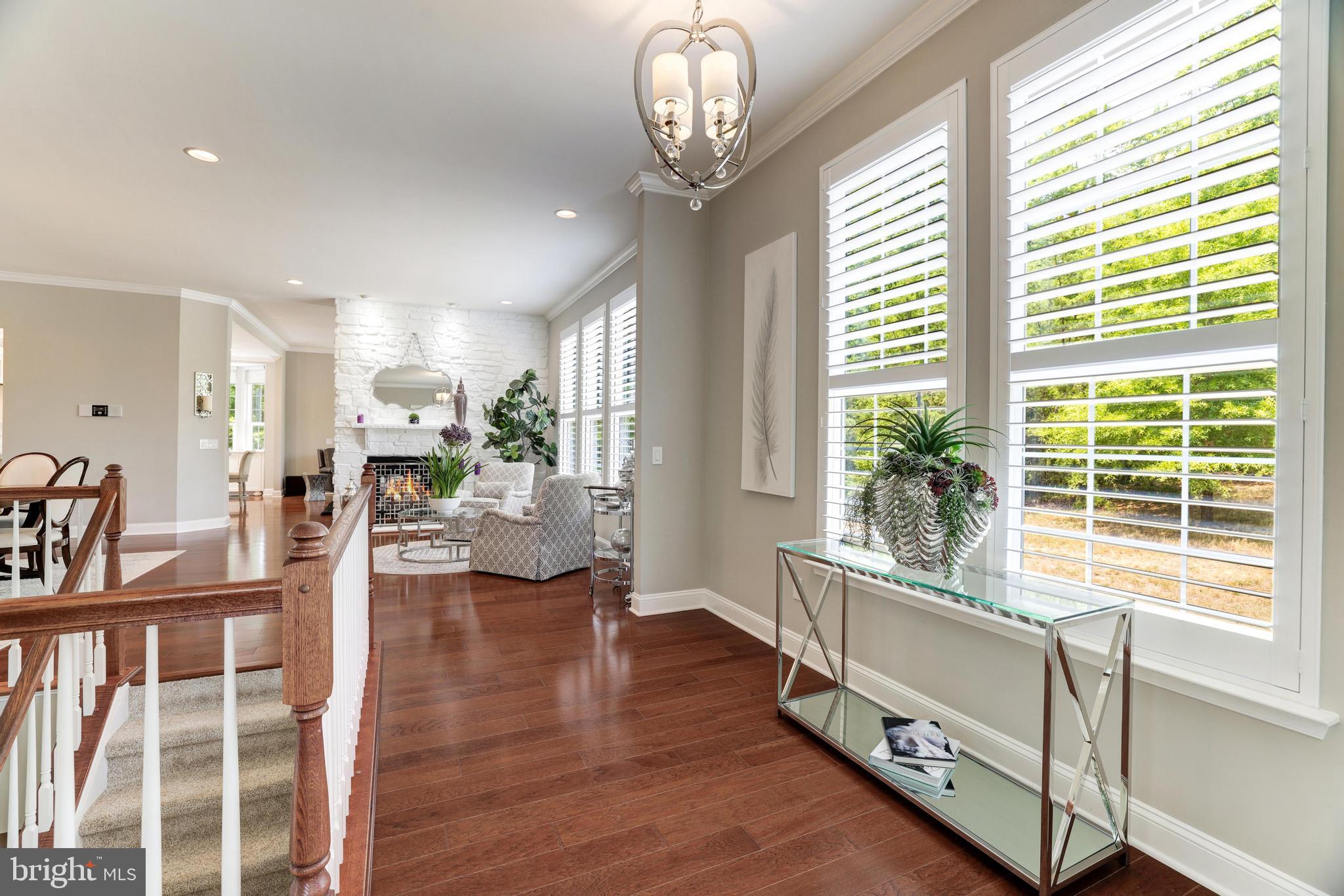 FOUR SEASONS IN HISTORIC VIRGINIA - Residential