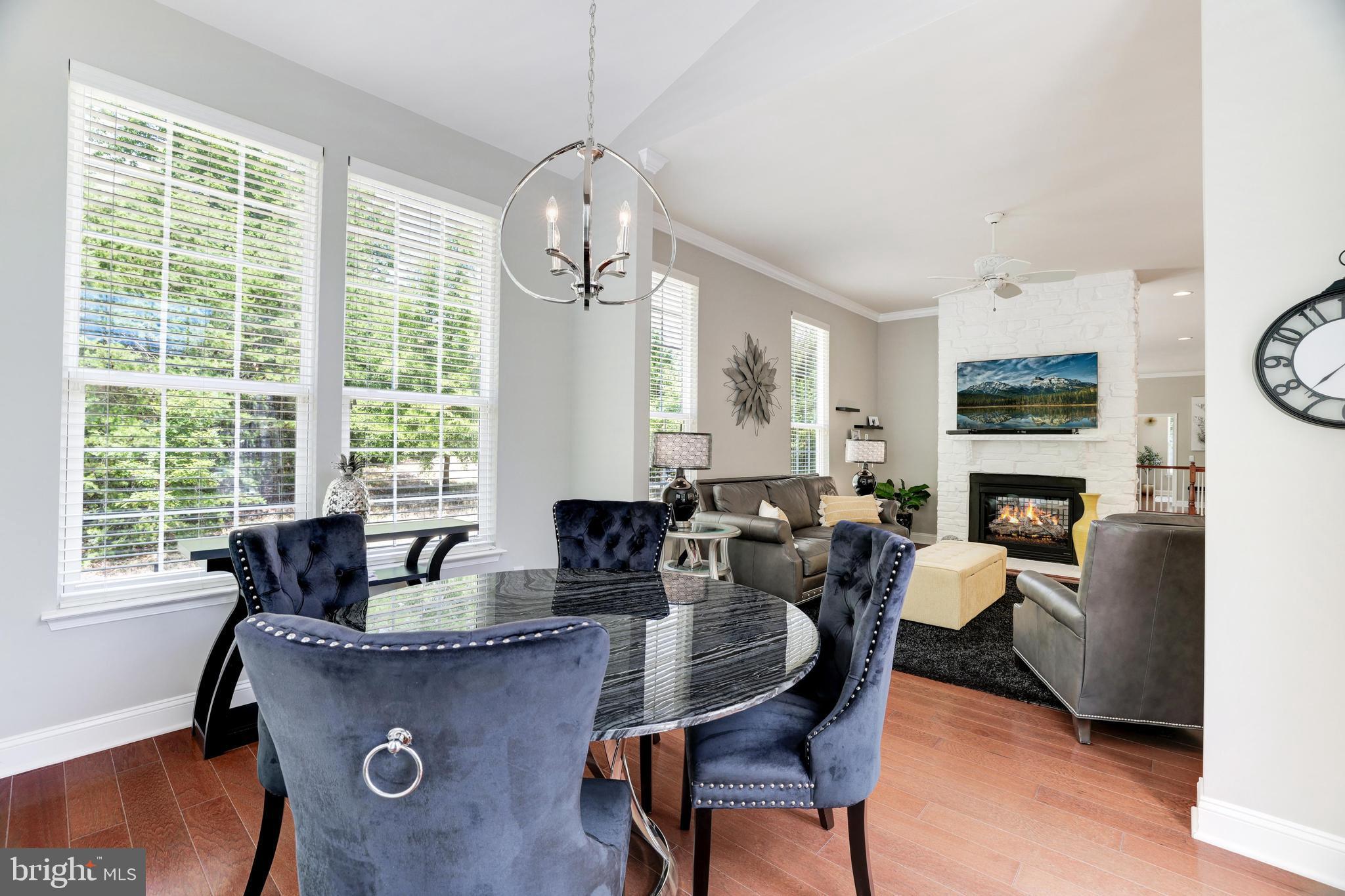 FOUR SEASONS IN HISTORIC VIRGINIA - Residential