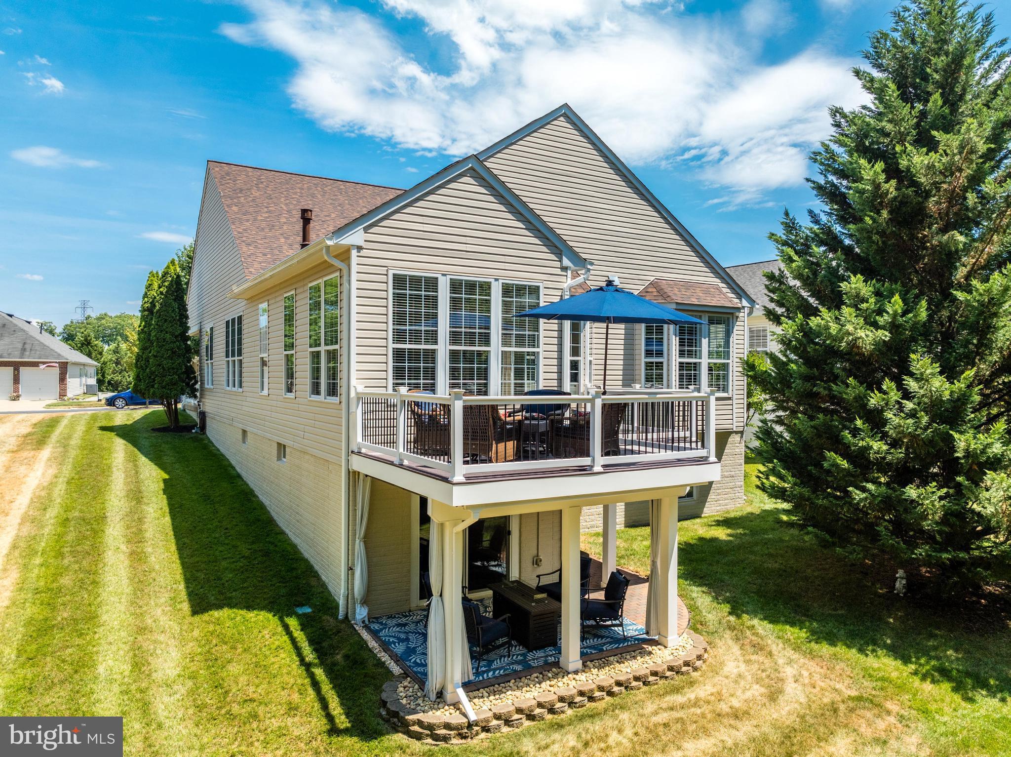 FOUR SEASONS IN HISTORIC VIRGINIA - Residential