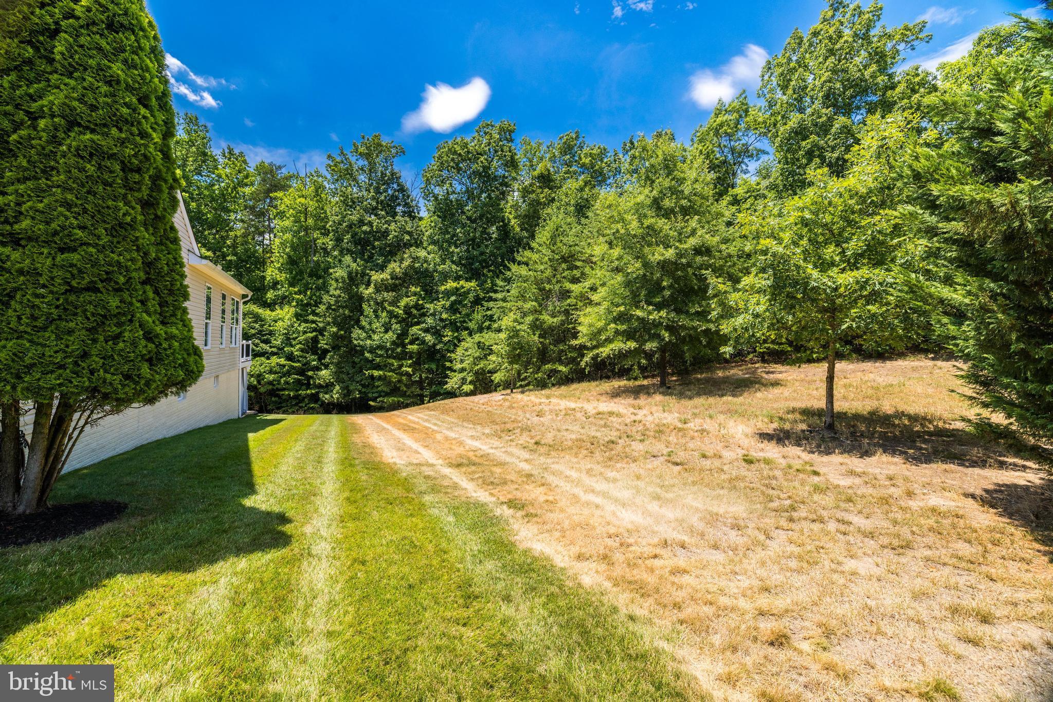 FOUR SEASONS IN HISTORIC VIRGINIA - Residential