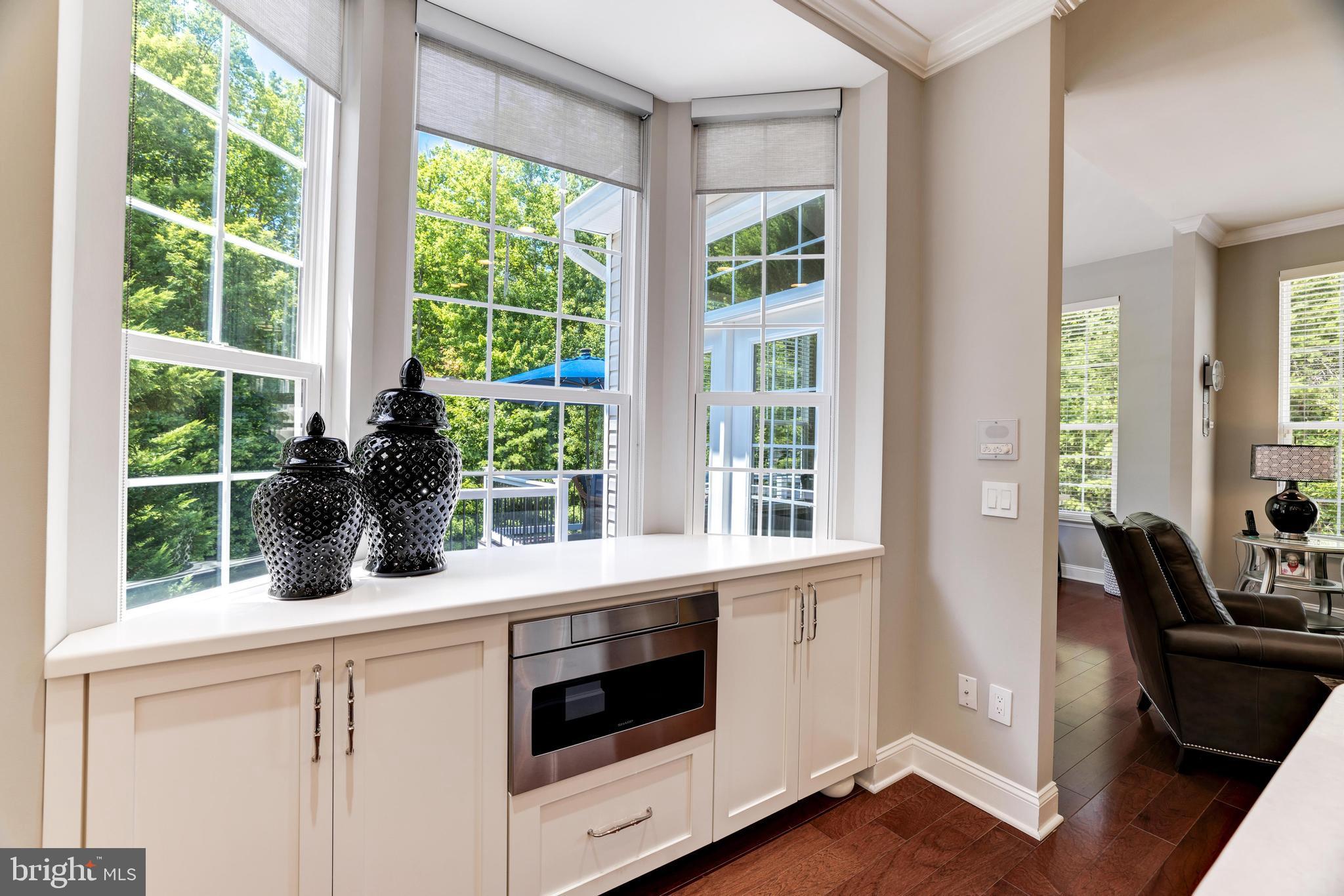 FOUR SEASONS IN HISTORIC VIRGINIA - Residential