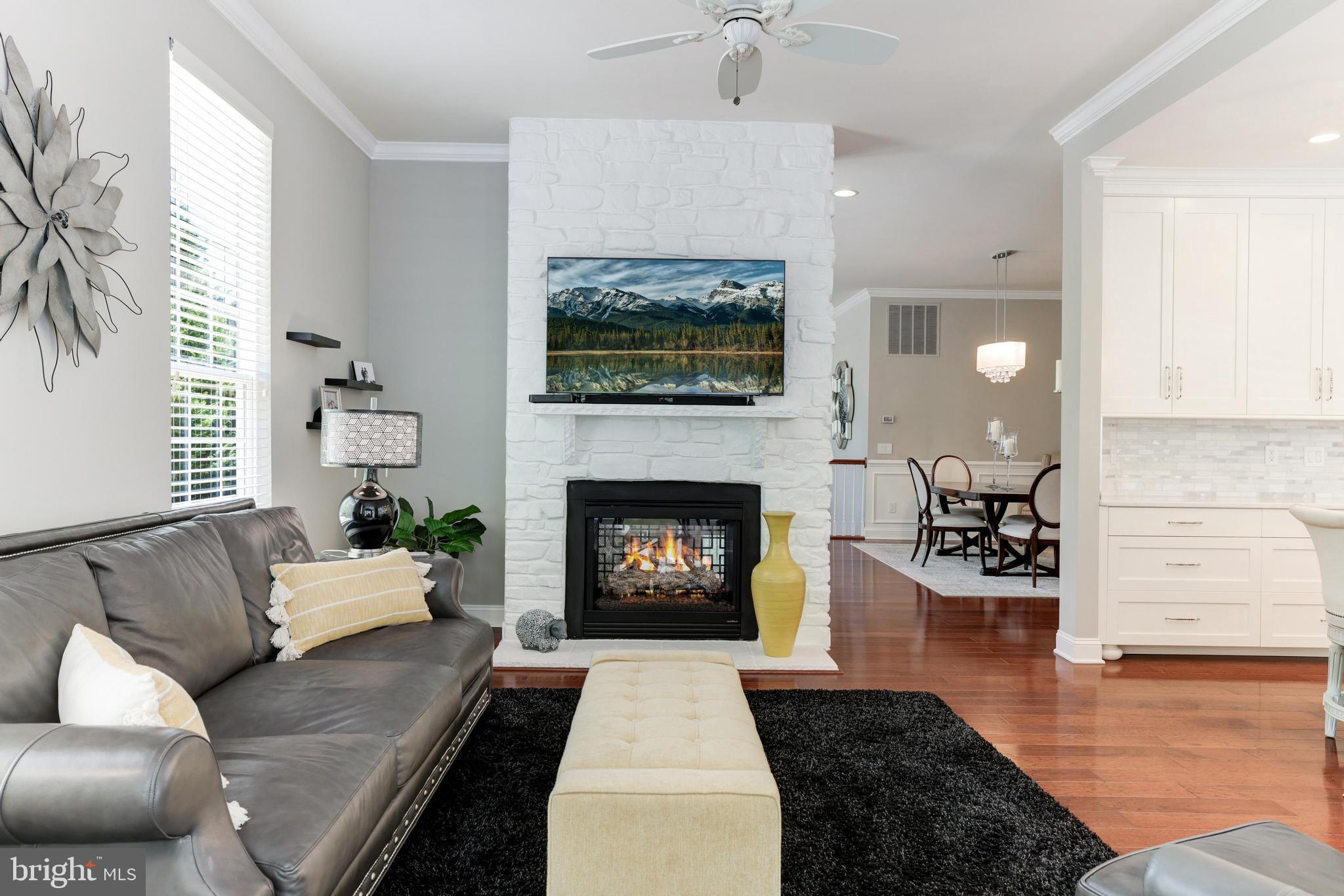 FOUR SEASONS IN HISTORIC VIRGINIA - Residential