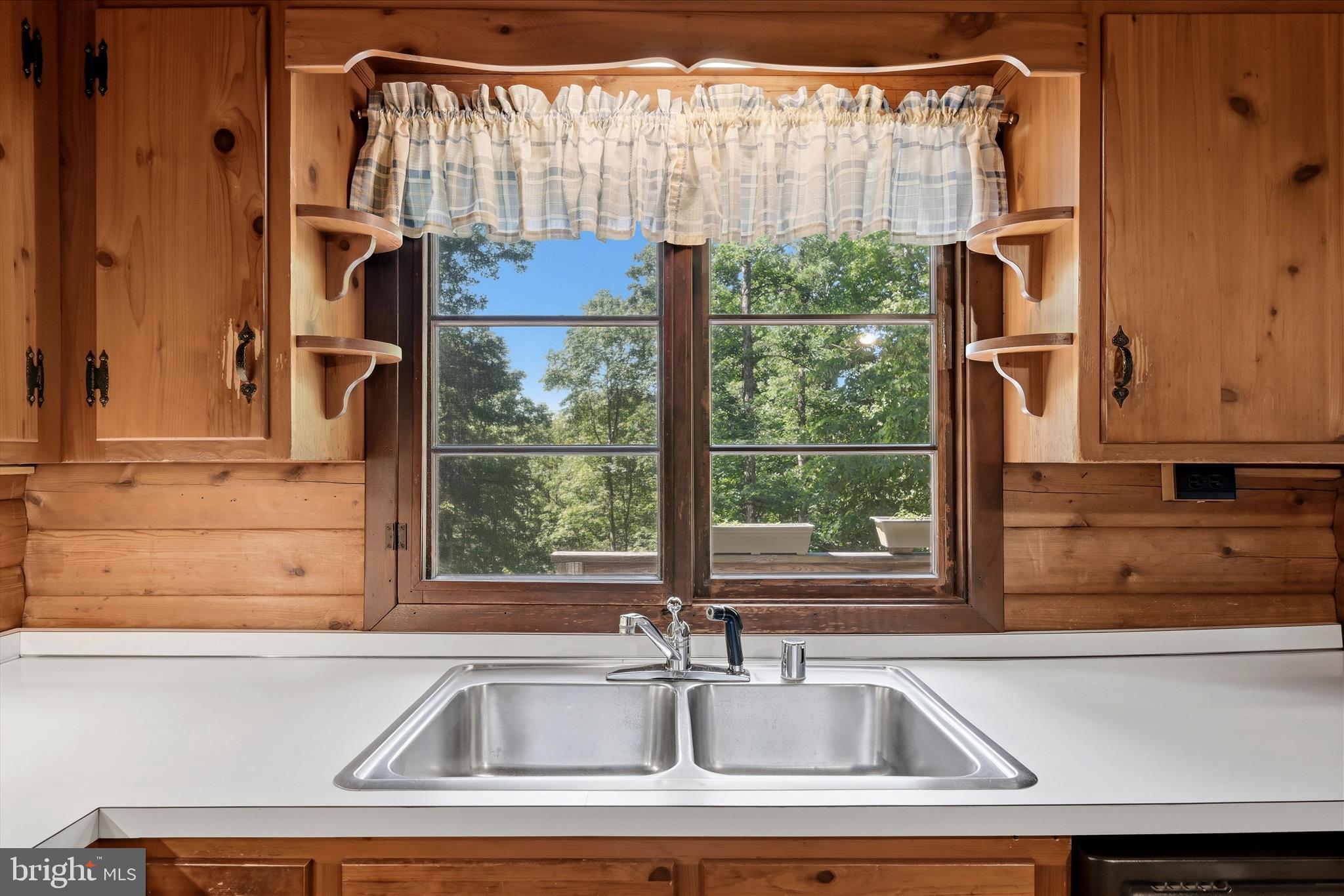 SHENANDOAH  SHORES - Residential