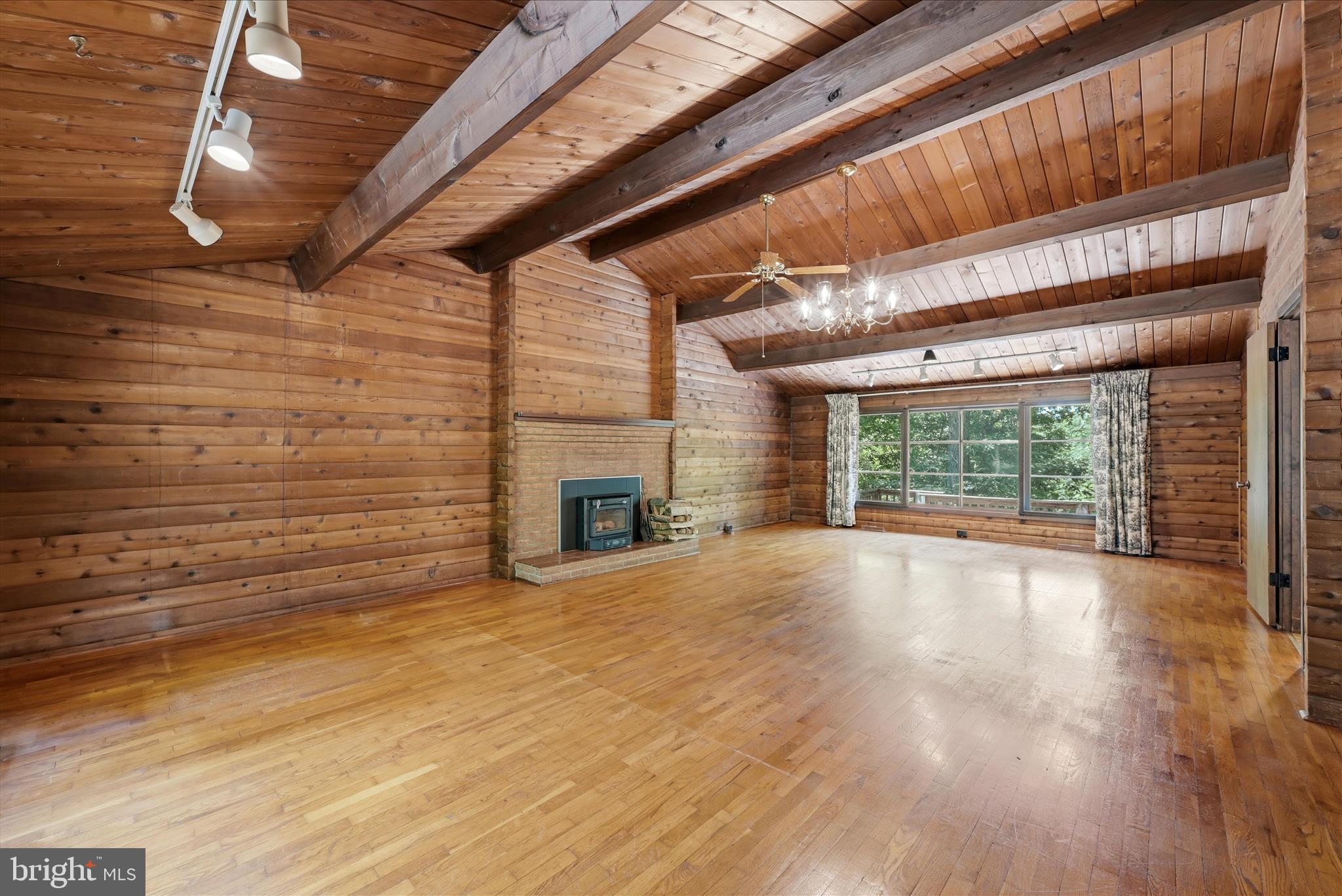 SHENANDOAH  SHORES - Residential
