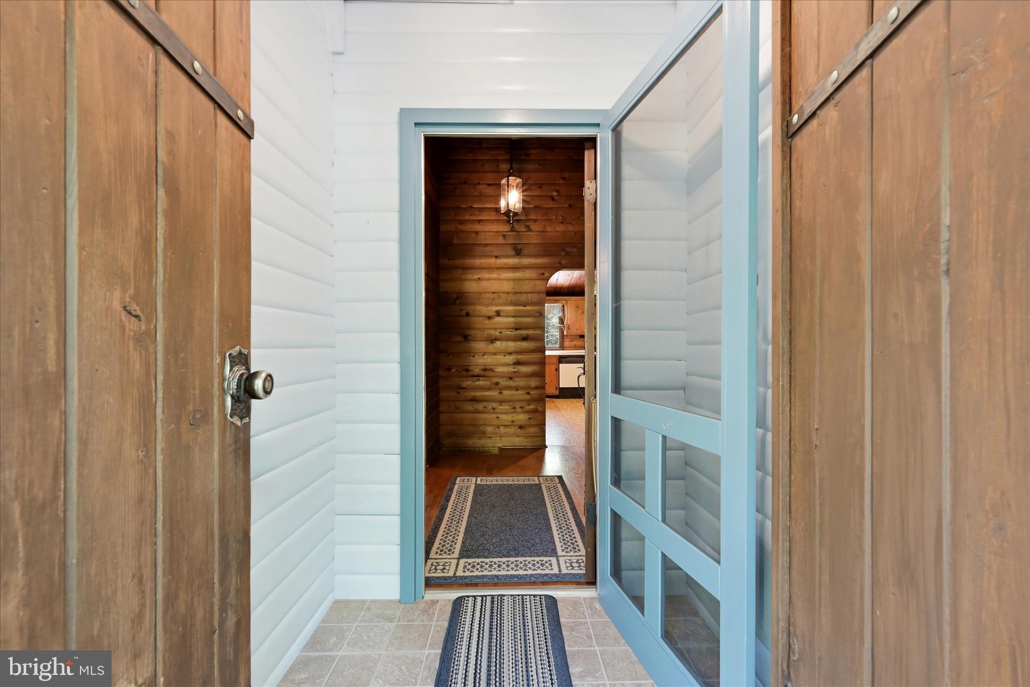 SHENANDOAH  SHORES - Residential