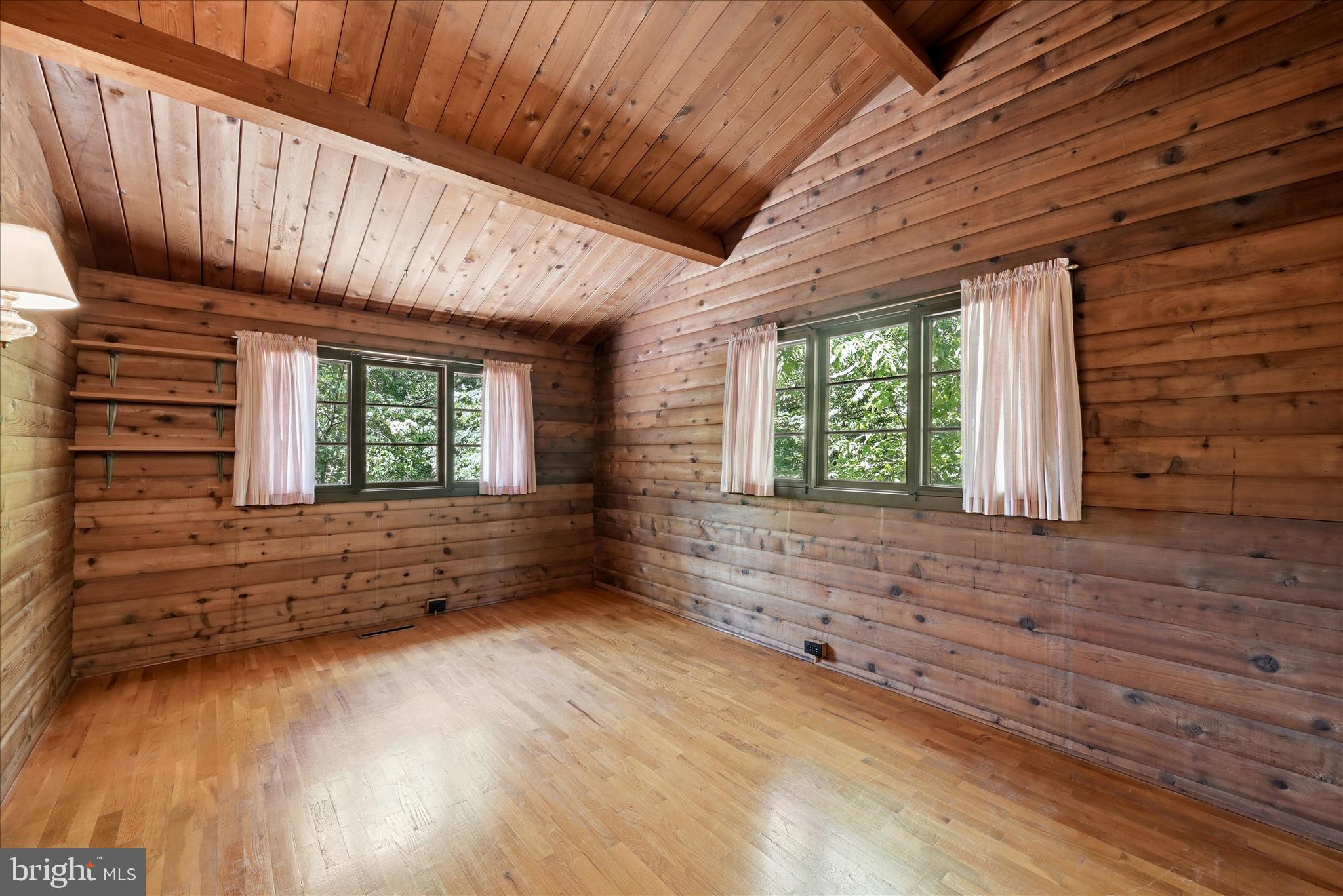 SHENANDOAH  SHORES - Residential