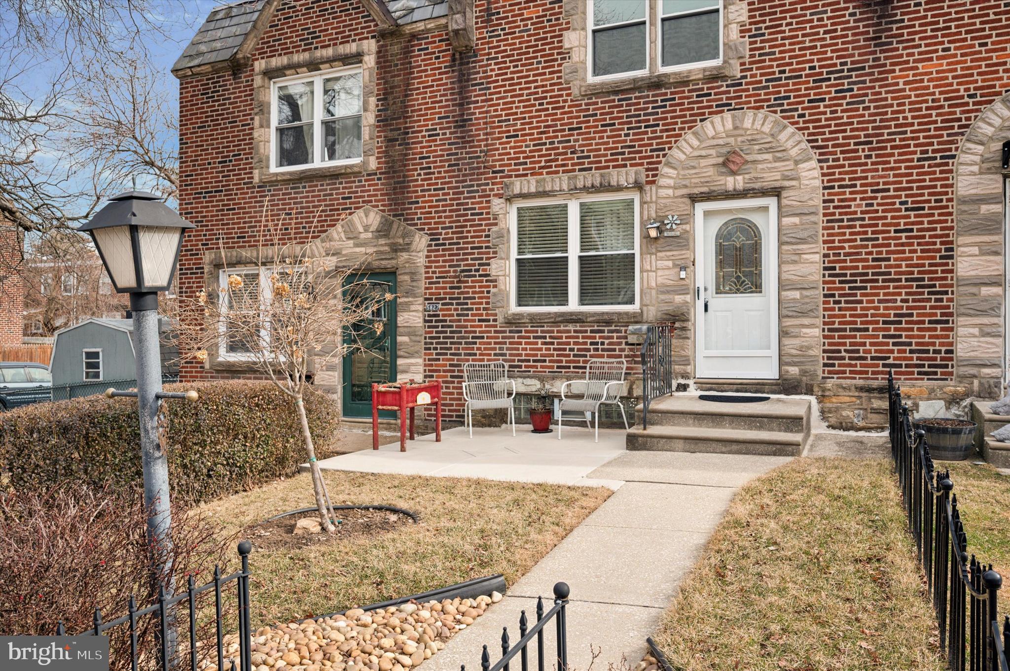 LAWNCREST - Residential