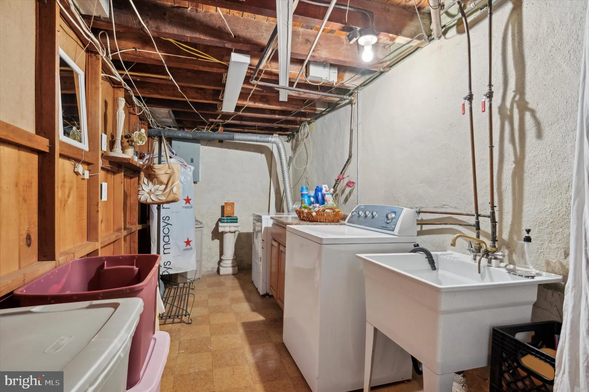 Philadelphia, Pennsylvania 19120, United States, 3 Bedrooms Bedrooms, ,1 BathroomBathrooms,Residential,Active,1410