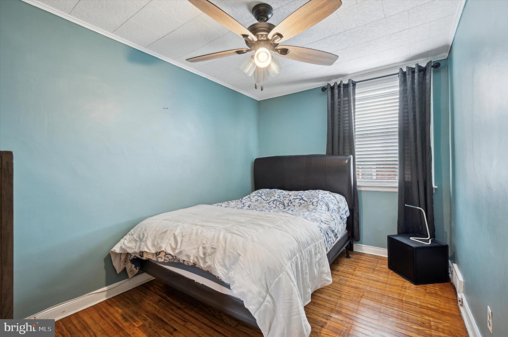 LAWNCREST - Residential