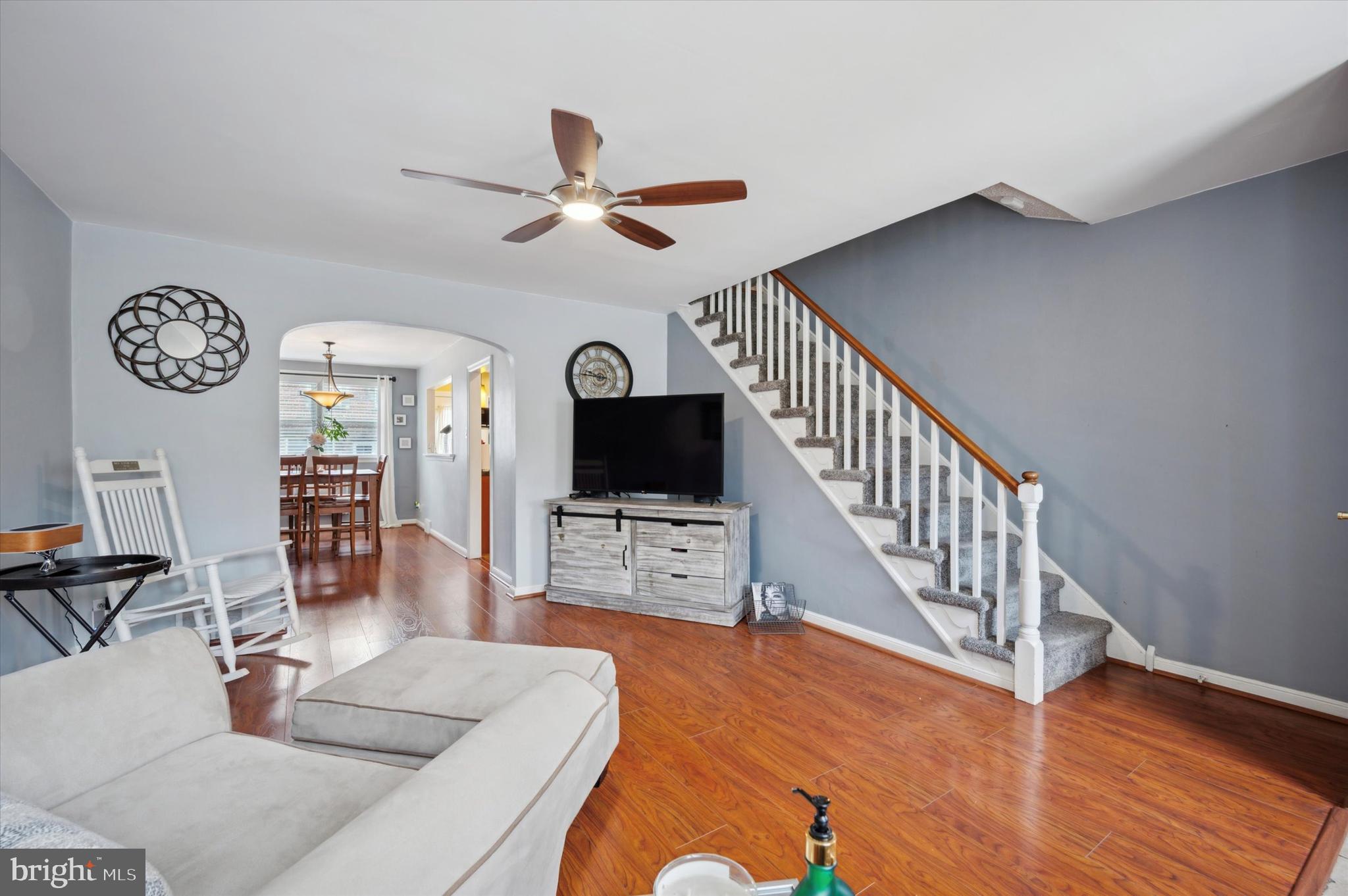 LAWNCREST - Residential