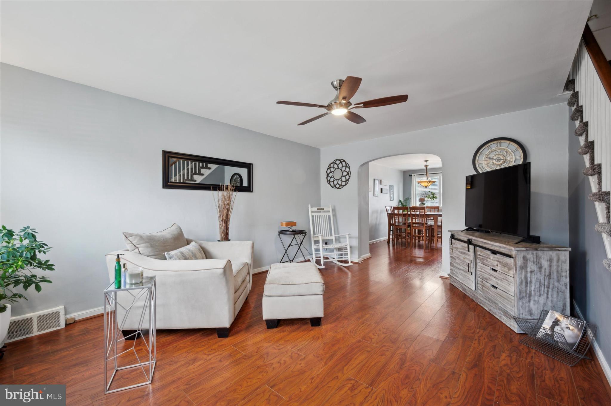 LAWNCREST - Residential