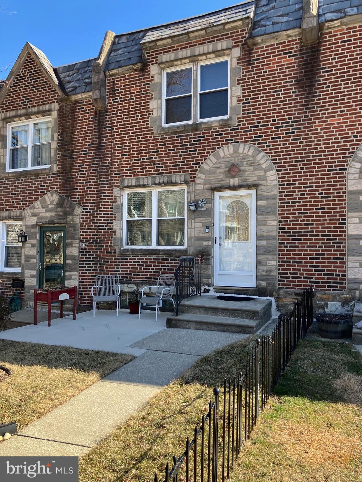 LAWNCREST - Residential