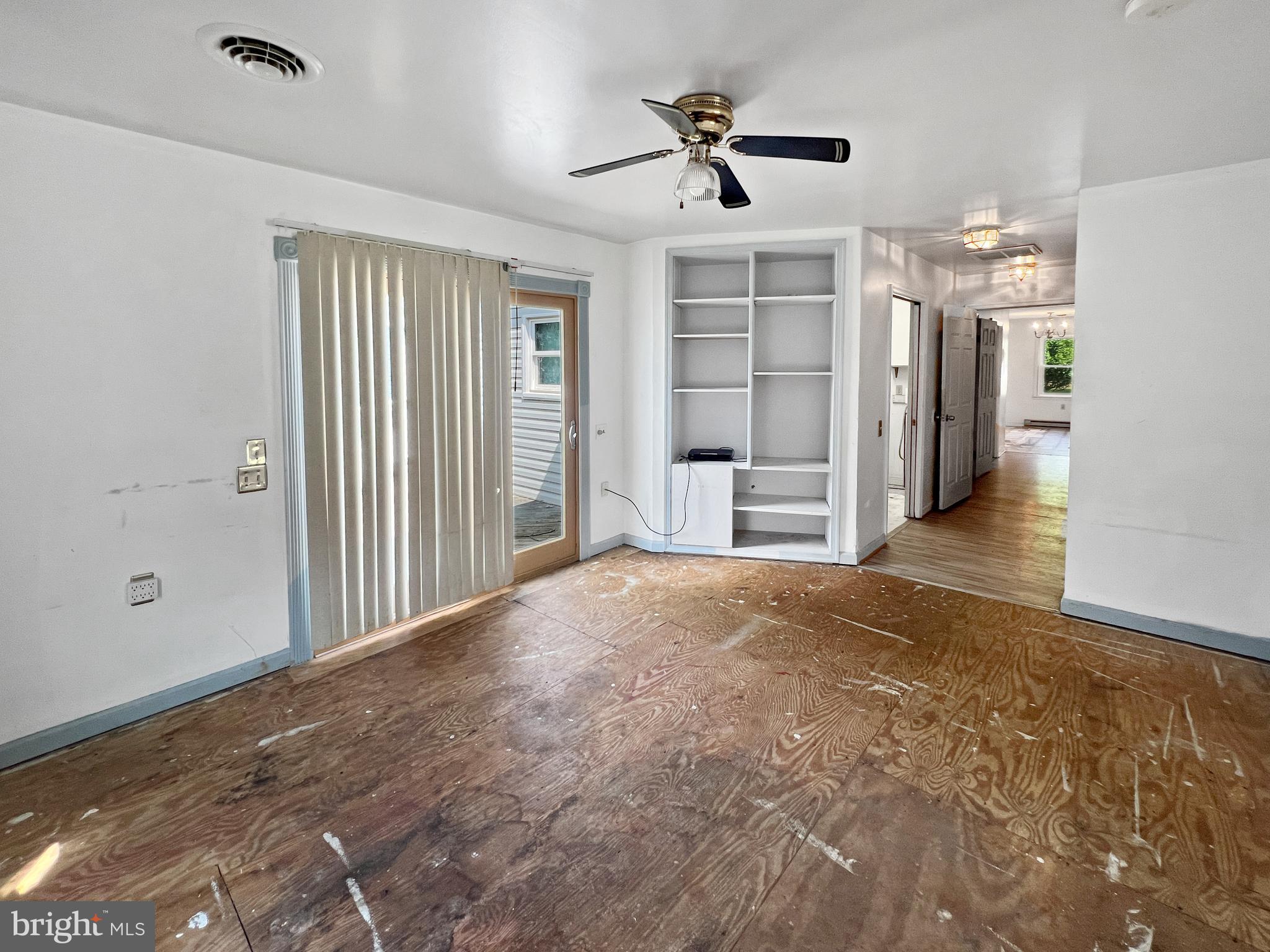 PATRICK HENRY ESTATES - Residential