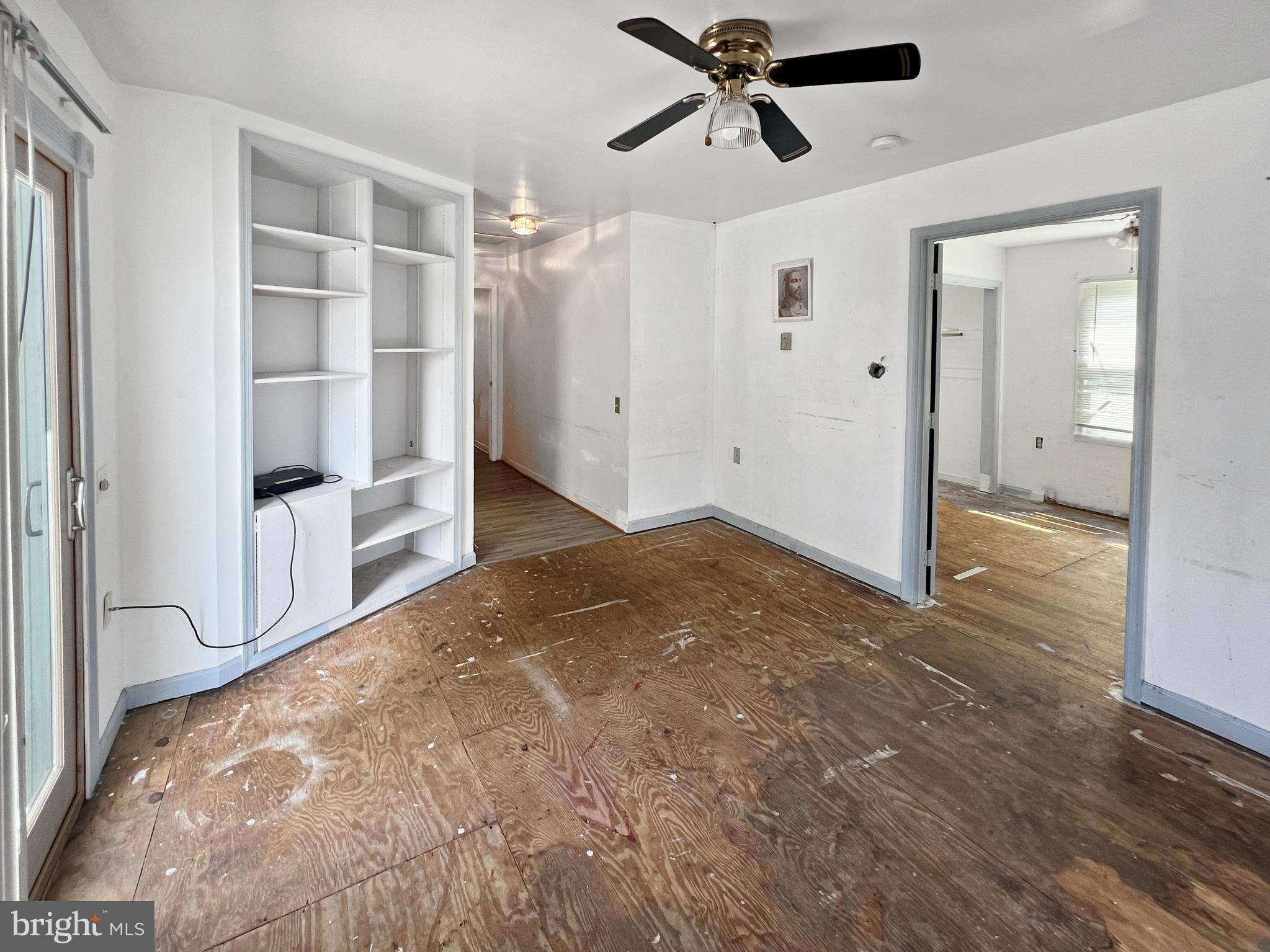 PATRICK HENRY ESTATES - Residential