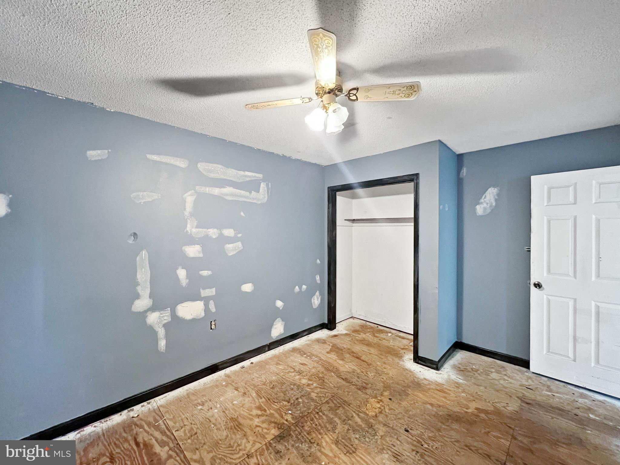 PATRICK HENRY ESTATES - Residential