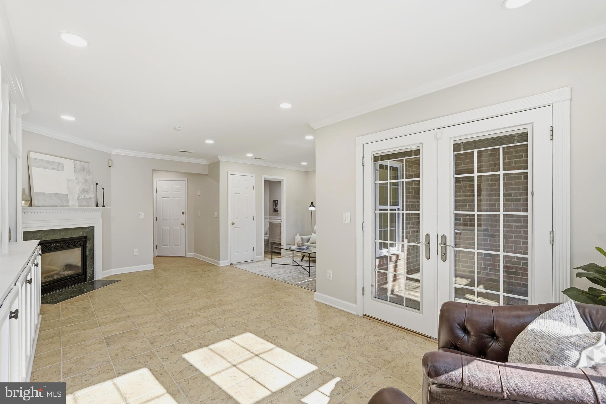 WINDSOR PARK - Residential