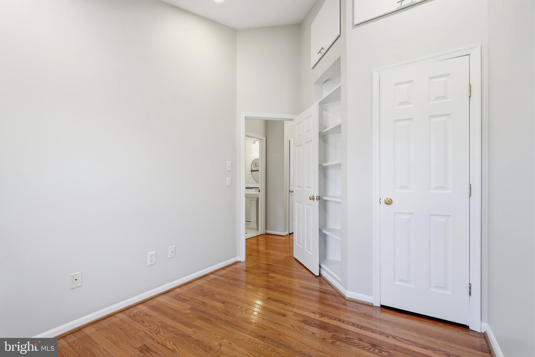 WINDSOR PARK - Residential